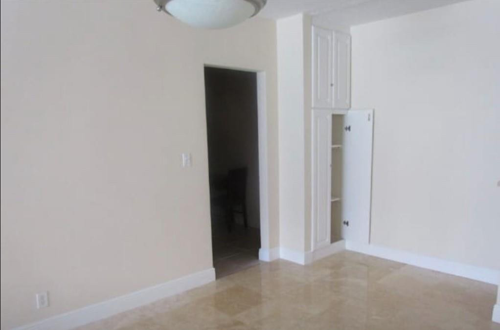 3001 S Ocean Drive Property Photo 6