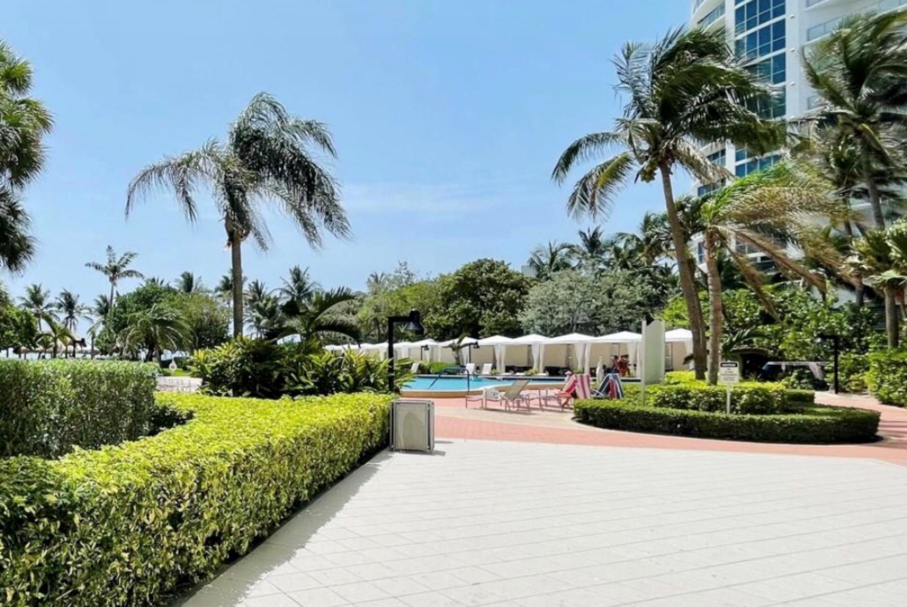 3001 S Ocean Drive Property Photo 13