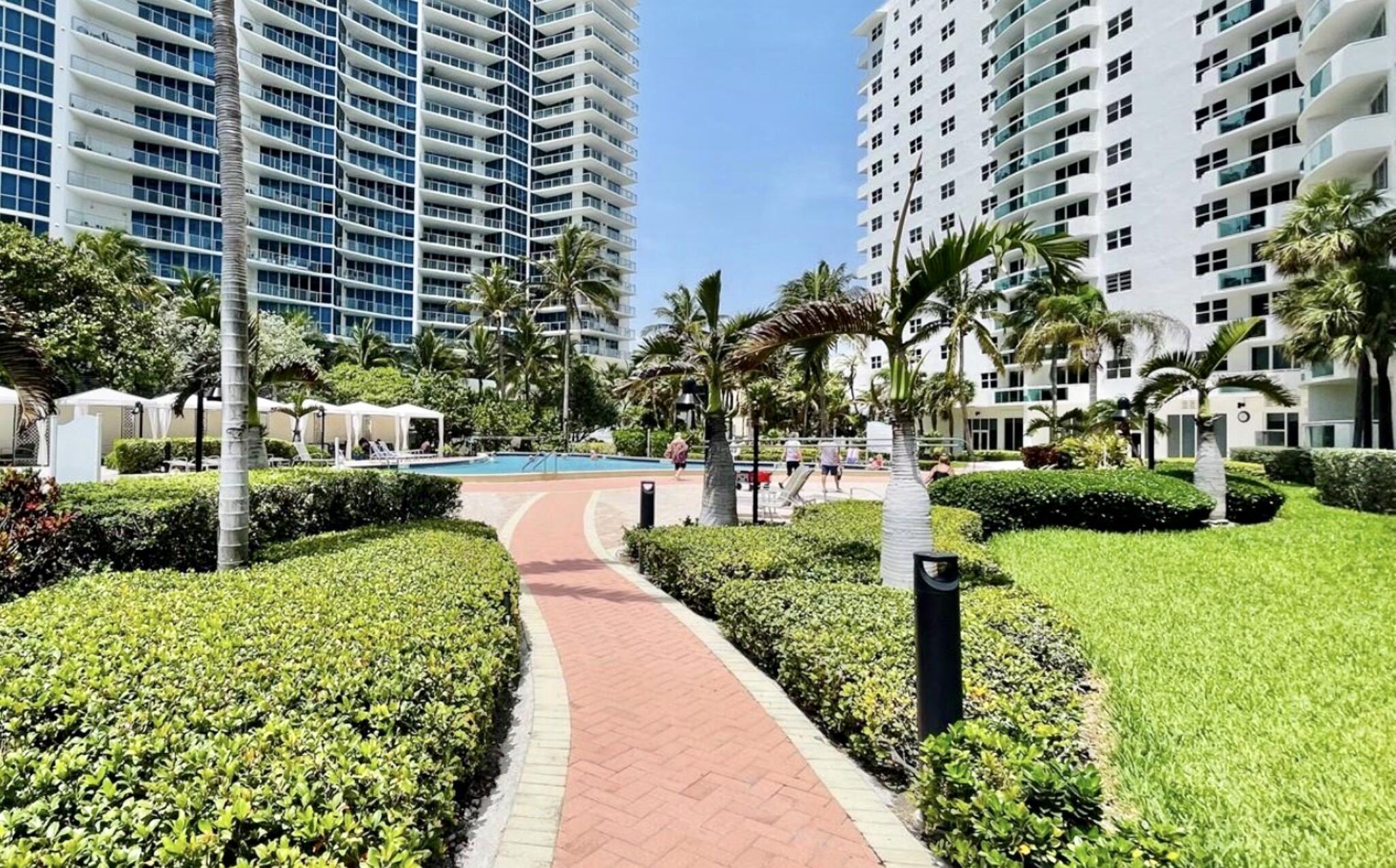 3001 S Ocean Drive Property Photo 26