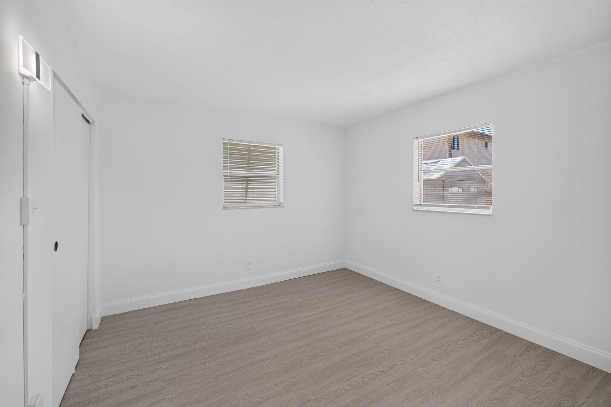 1718 Nw 7th Street Property Photo 9