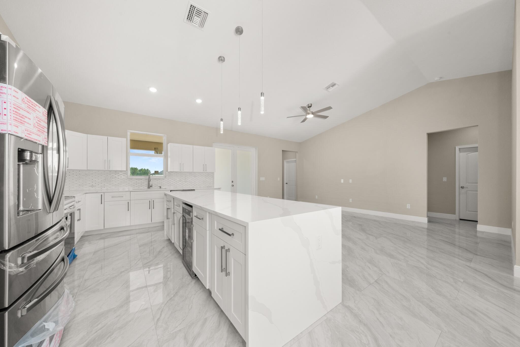 525 Glen Mar Circle Property Photo 10
