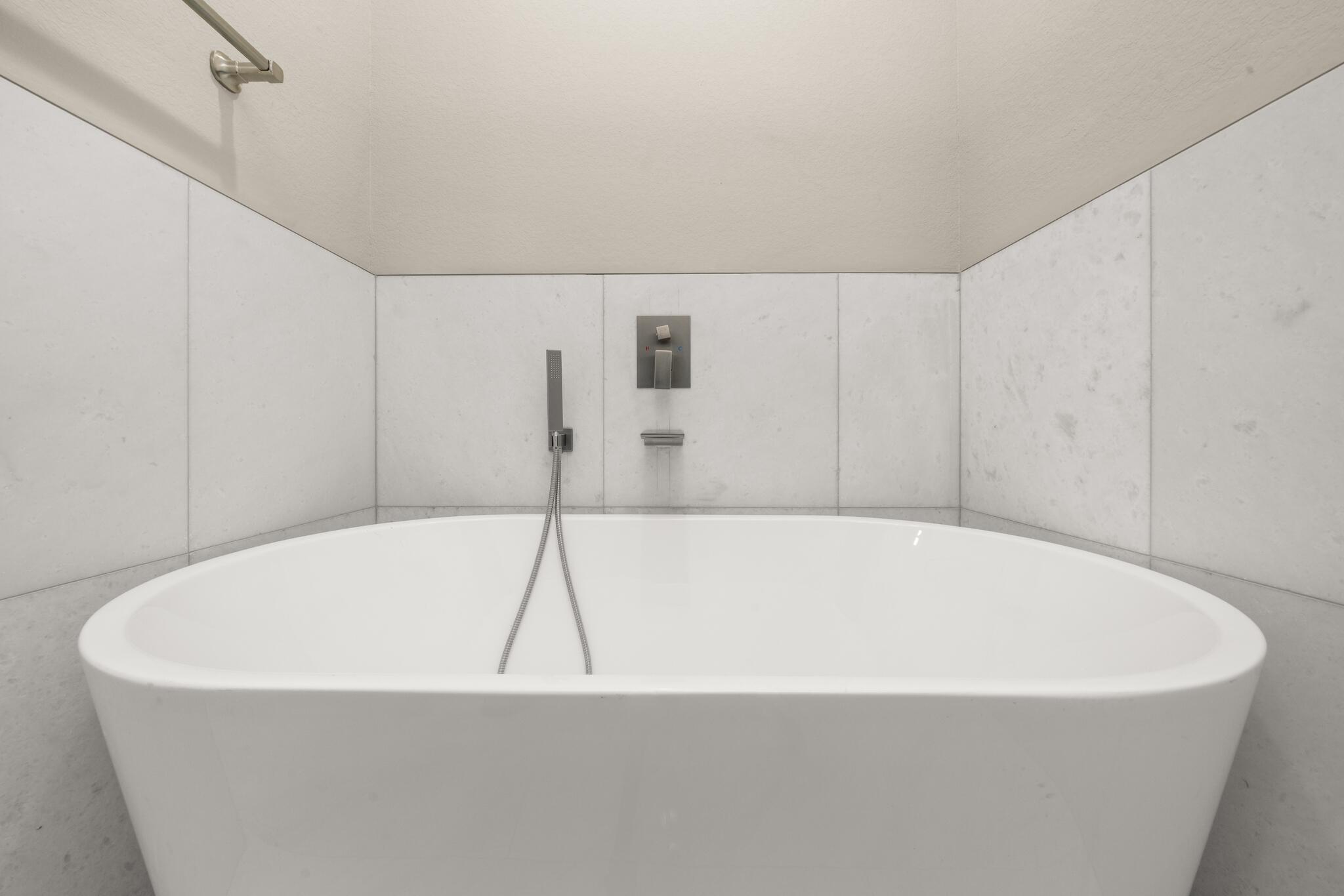 525 Glen Mar Circle Property Photo 23