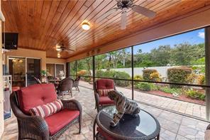 9140 Cypress Hollow Drive Property Photo 3
