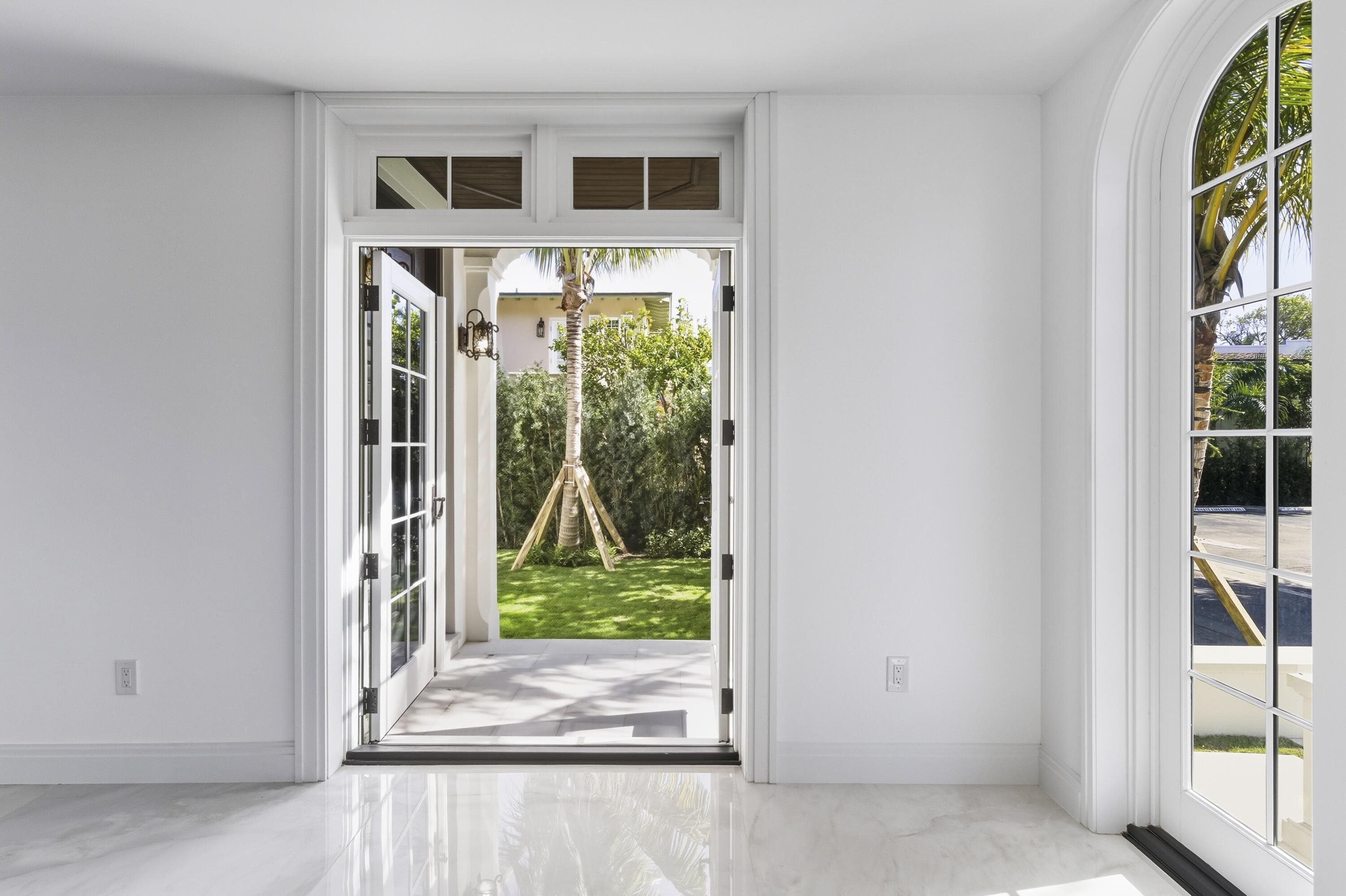 259 Oleander Avenue Property Photo 8