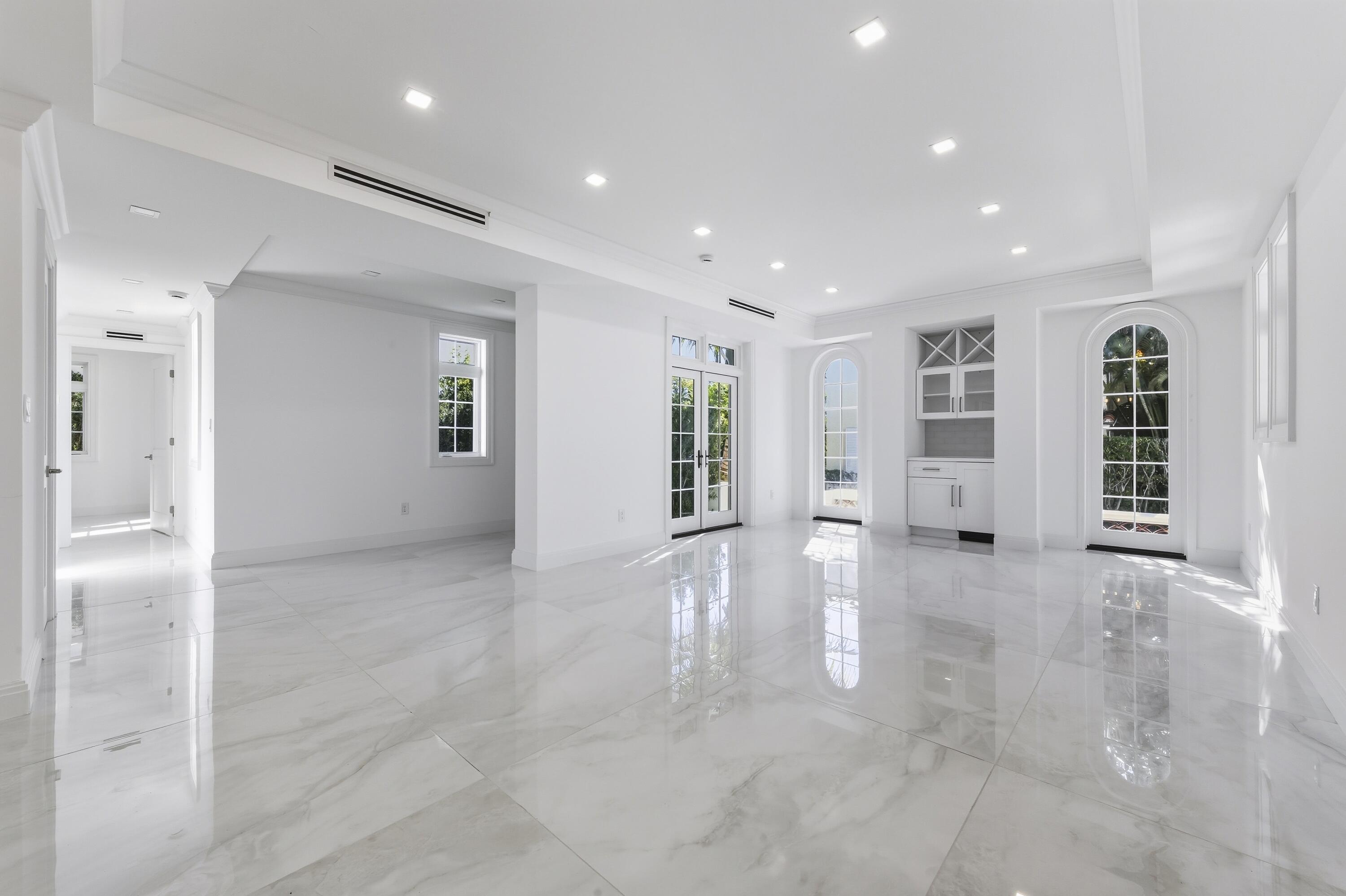 259 Oleander Avenue Property Photo 10