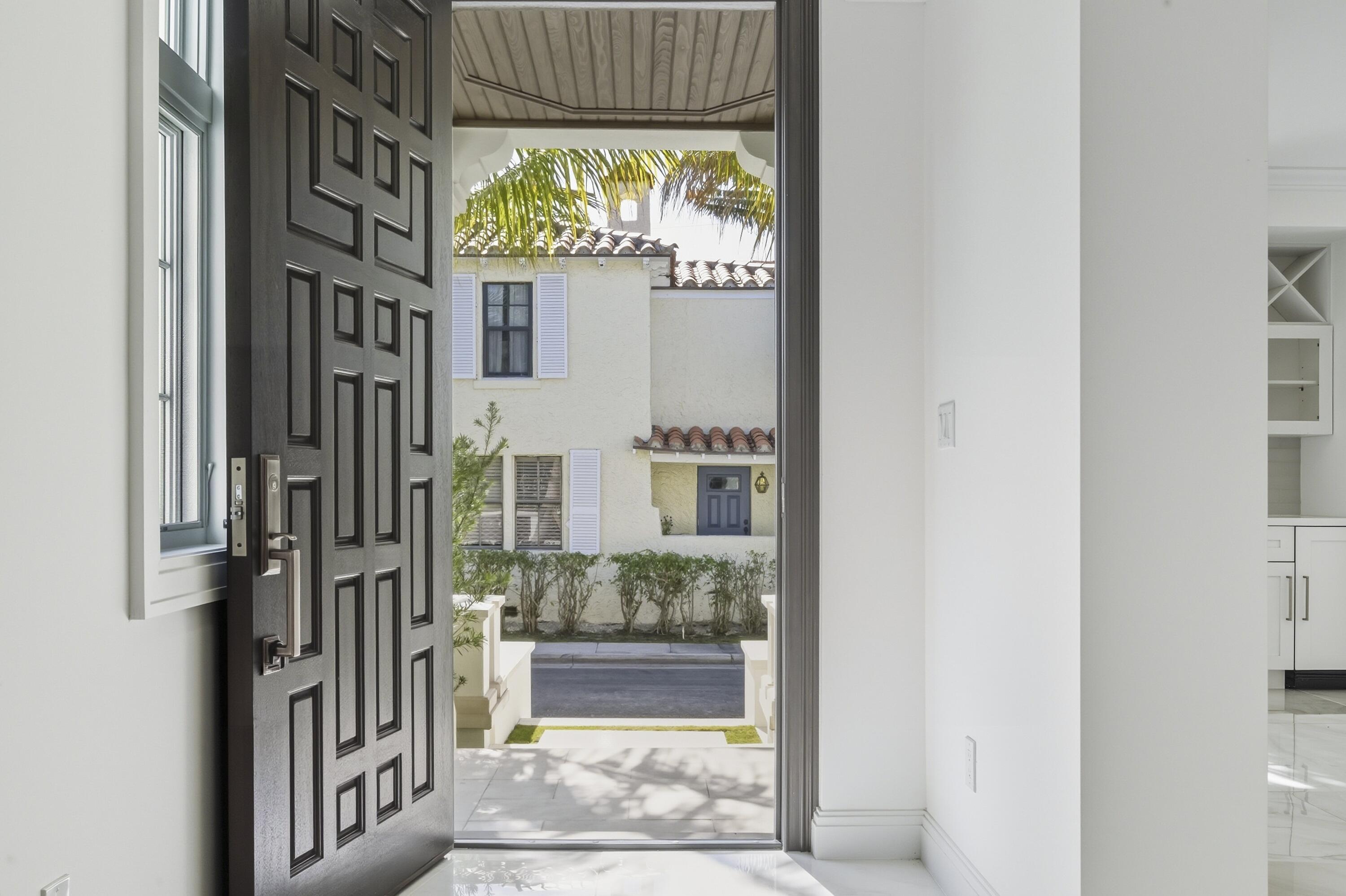 259 Oleander Avenue Property Photo 11