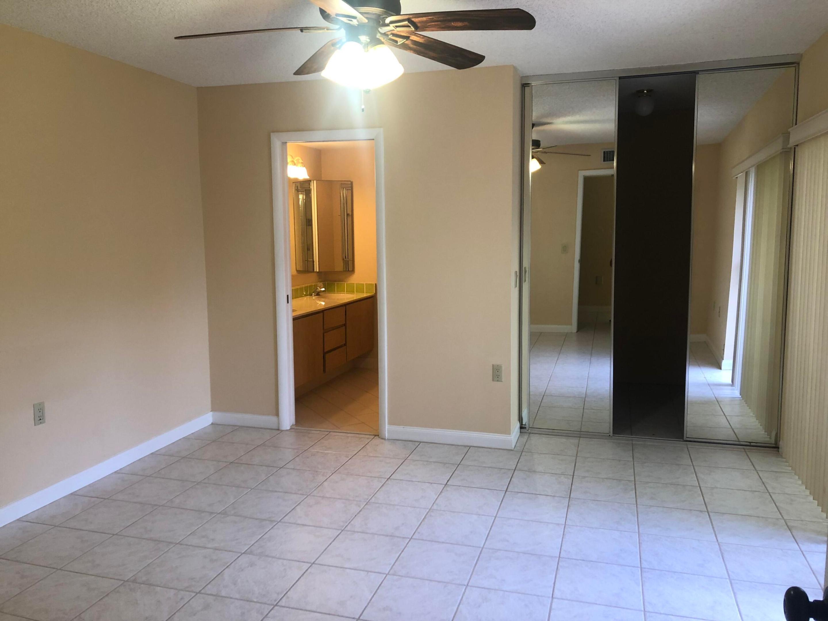 8008 80th Way Property Photo 7