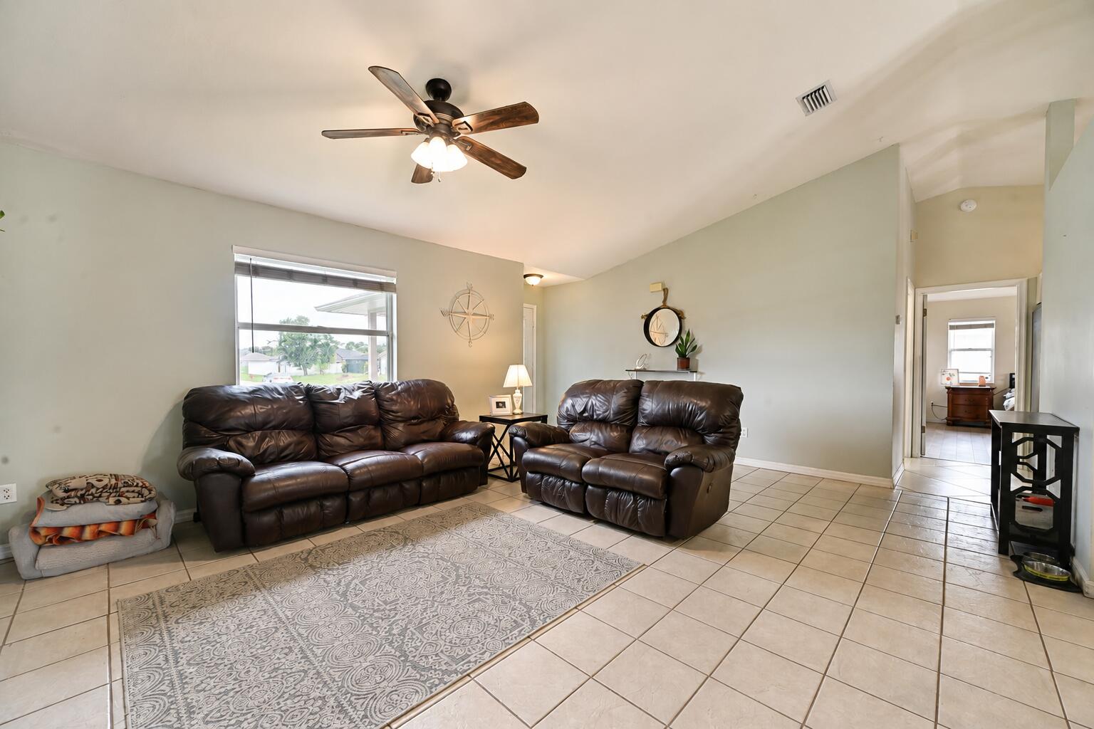 1755 Sw Castinet Lane Property Photo 6