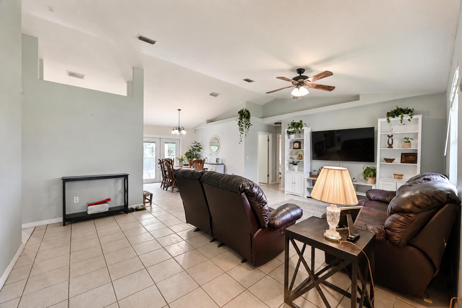 1755 Sw Castinet Lane Property Photo 7