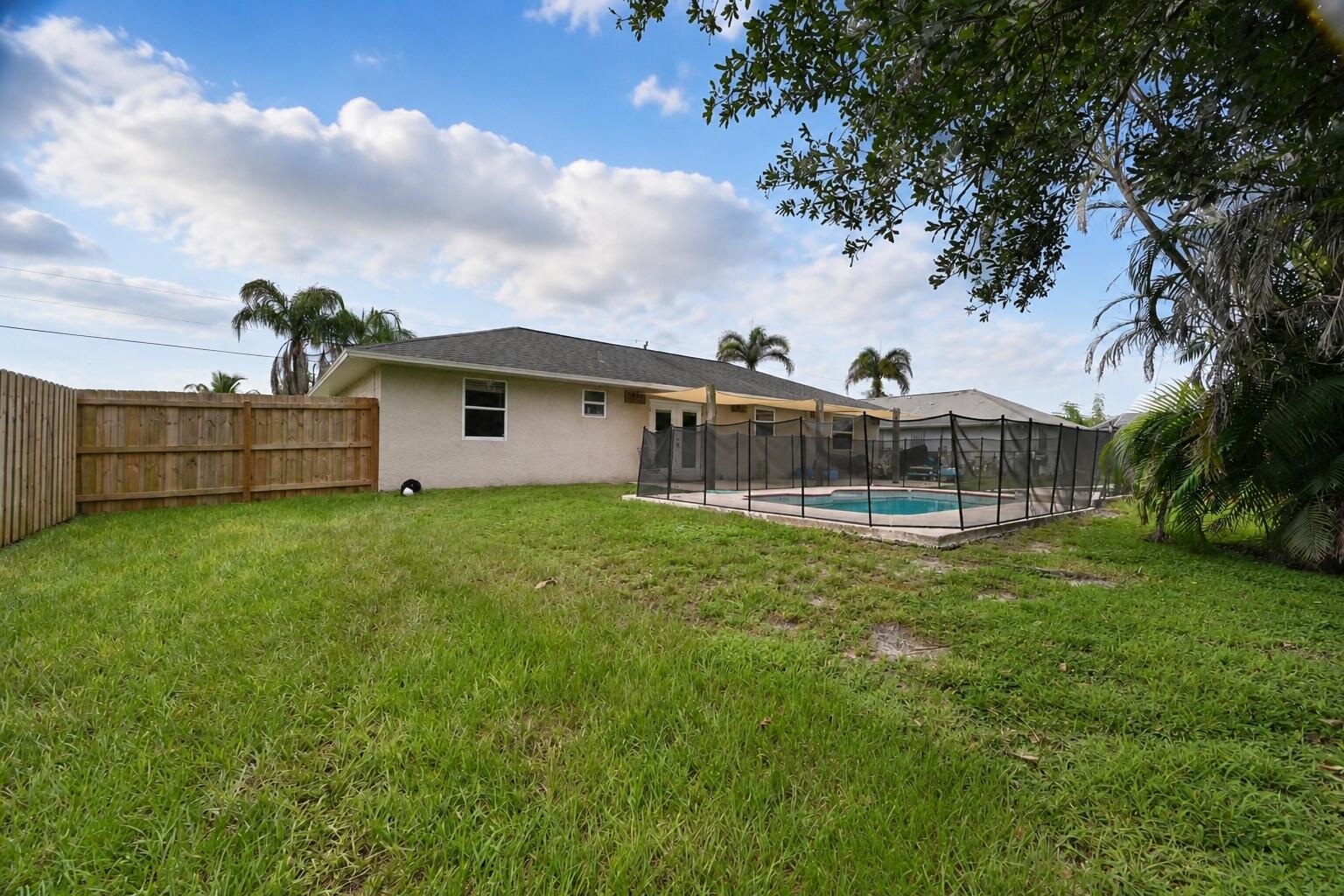 1755 Sw Castinet Lane Property Photo 28