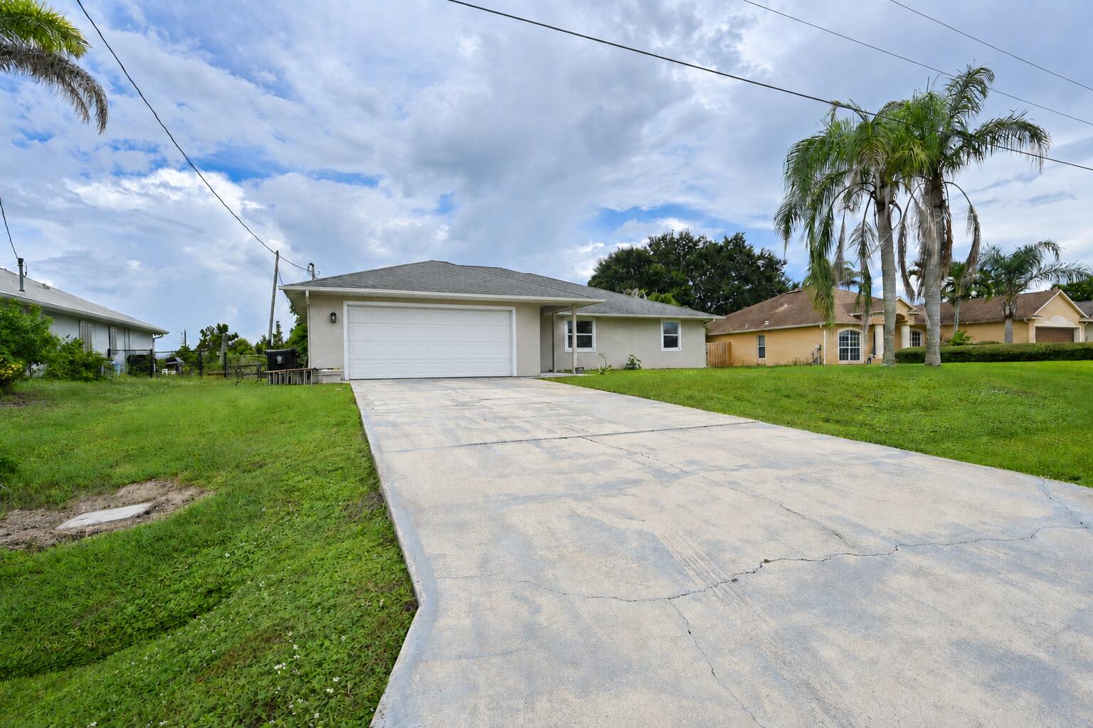 1755 Sw Castinet Lane Property Photo 32