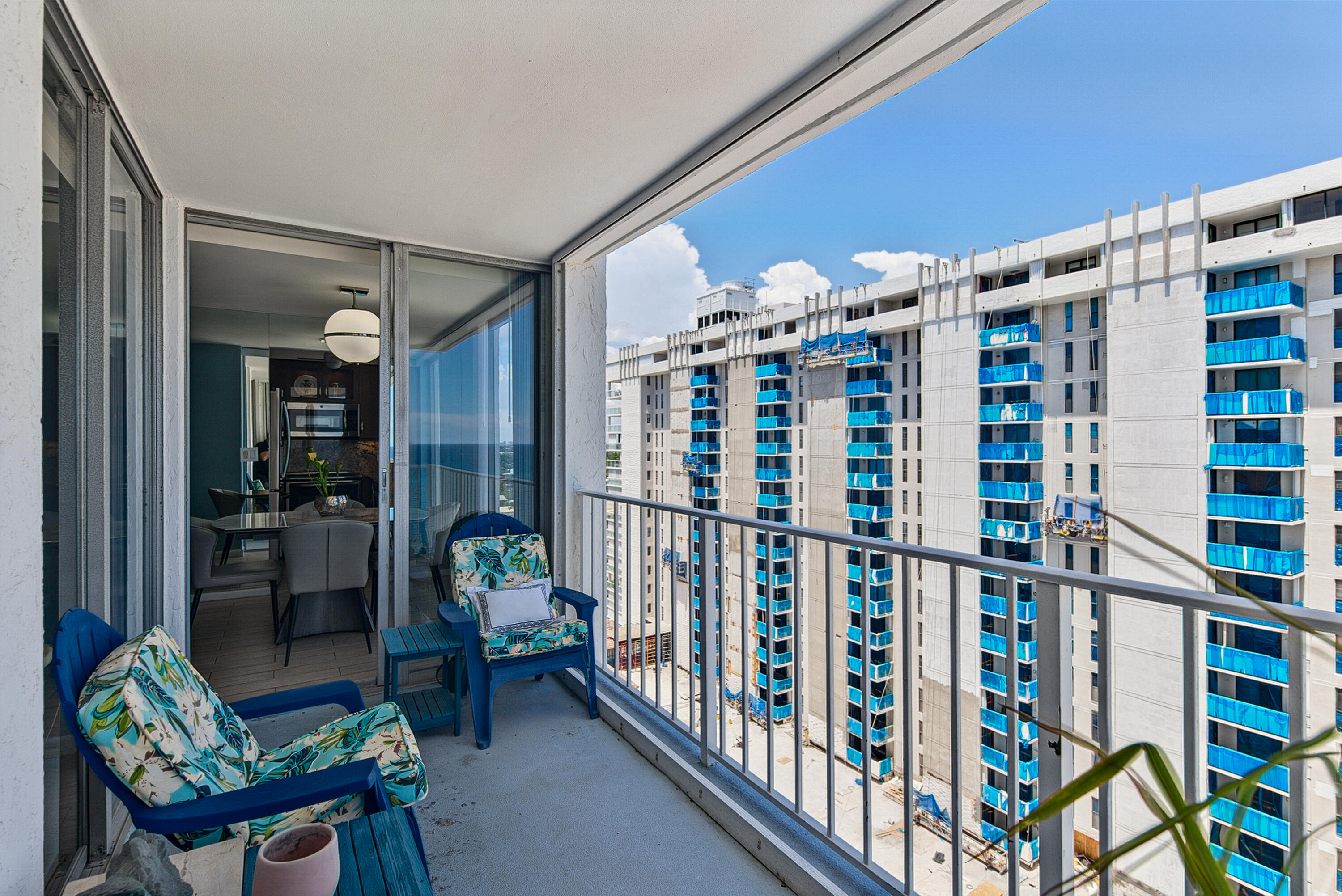 1010 S Ocean Boulevard 1516 Property Photo 5