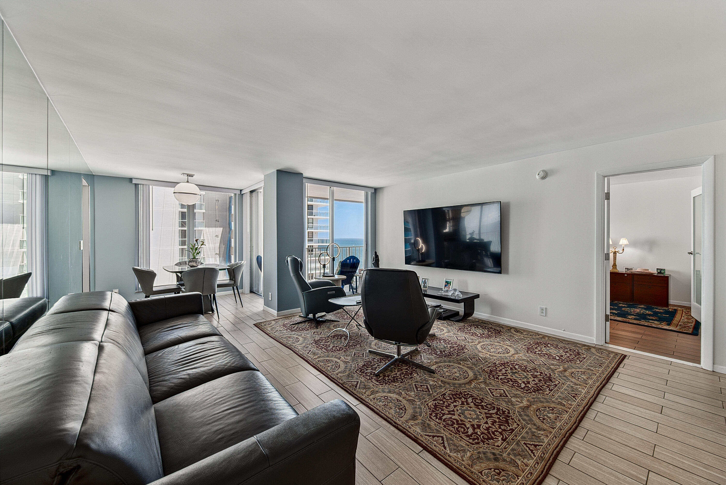 1010 S Ocean Boulevard 1516 Property Photo 9