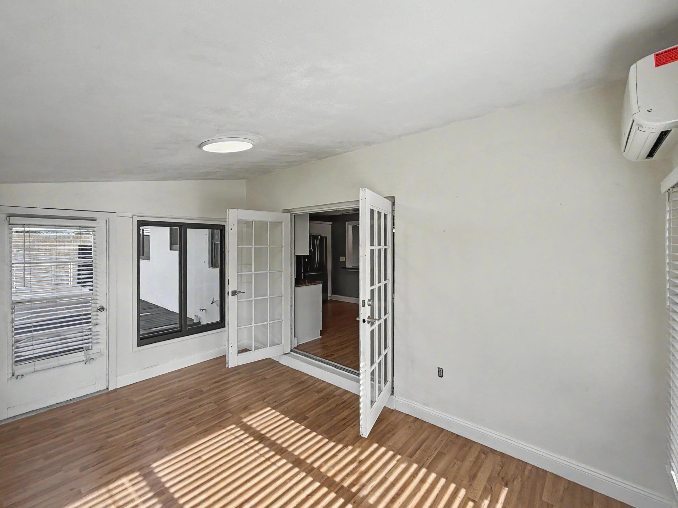 150 Se 5th Court Property Photo 10