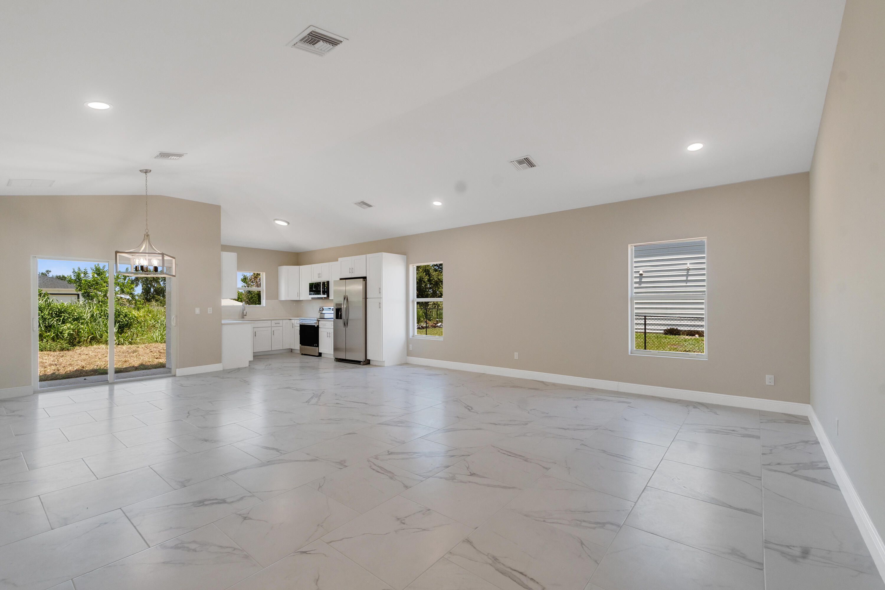 926 7th Property Photo 14