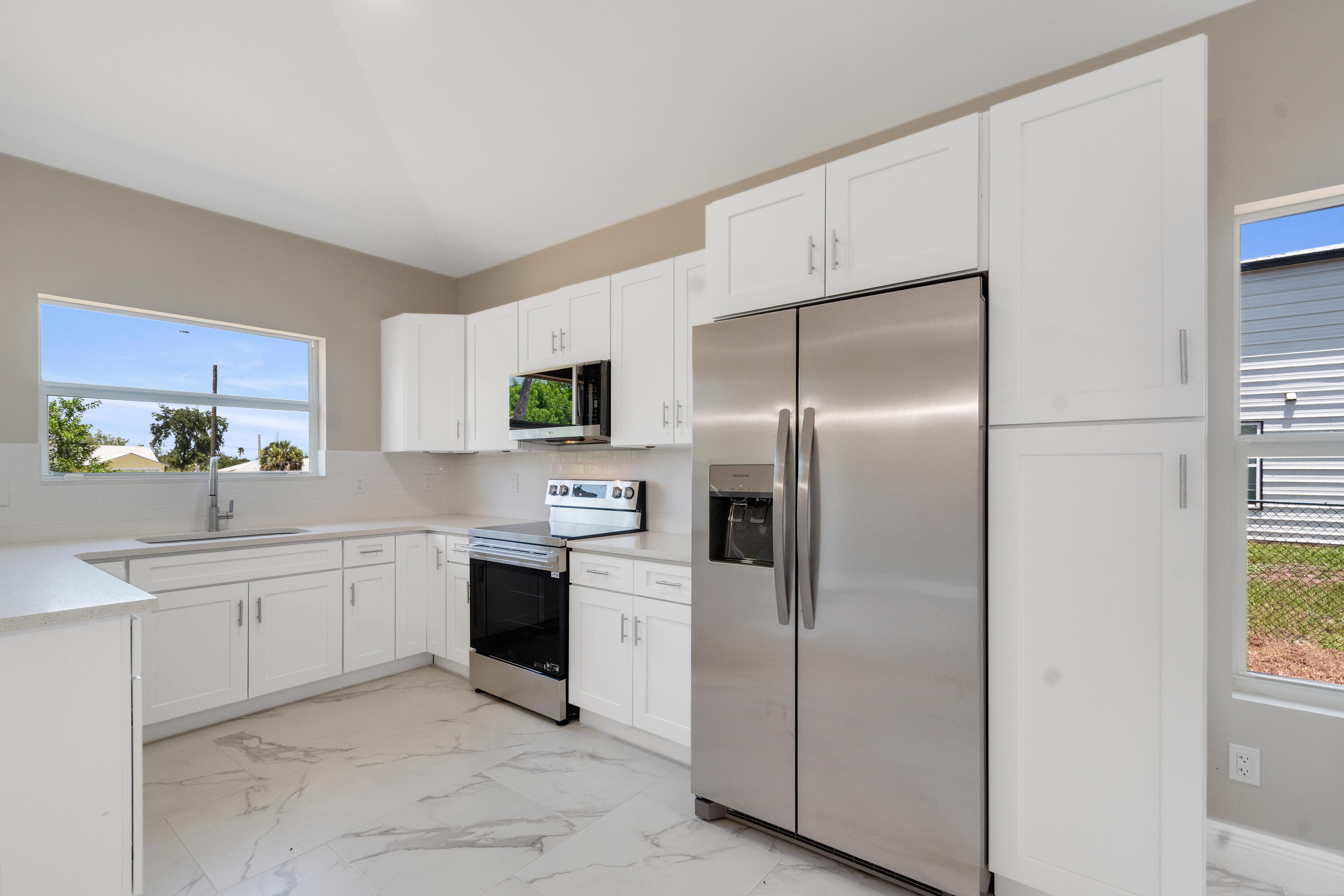 926 7th Property Photo 19