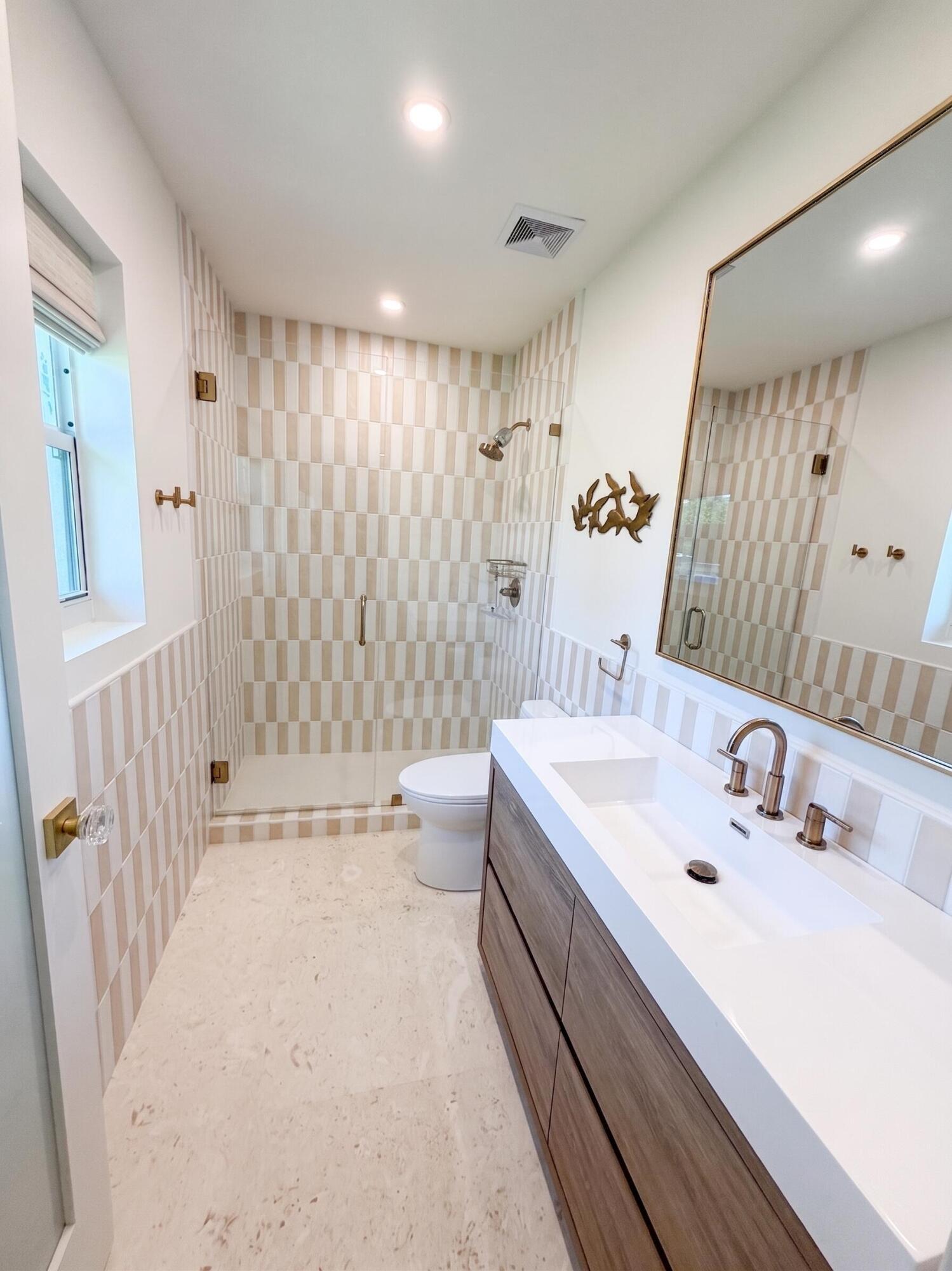 1584 Blue Water Terrace N Property Photo 12