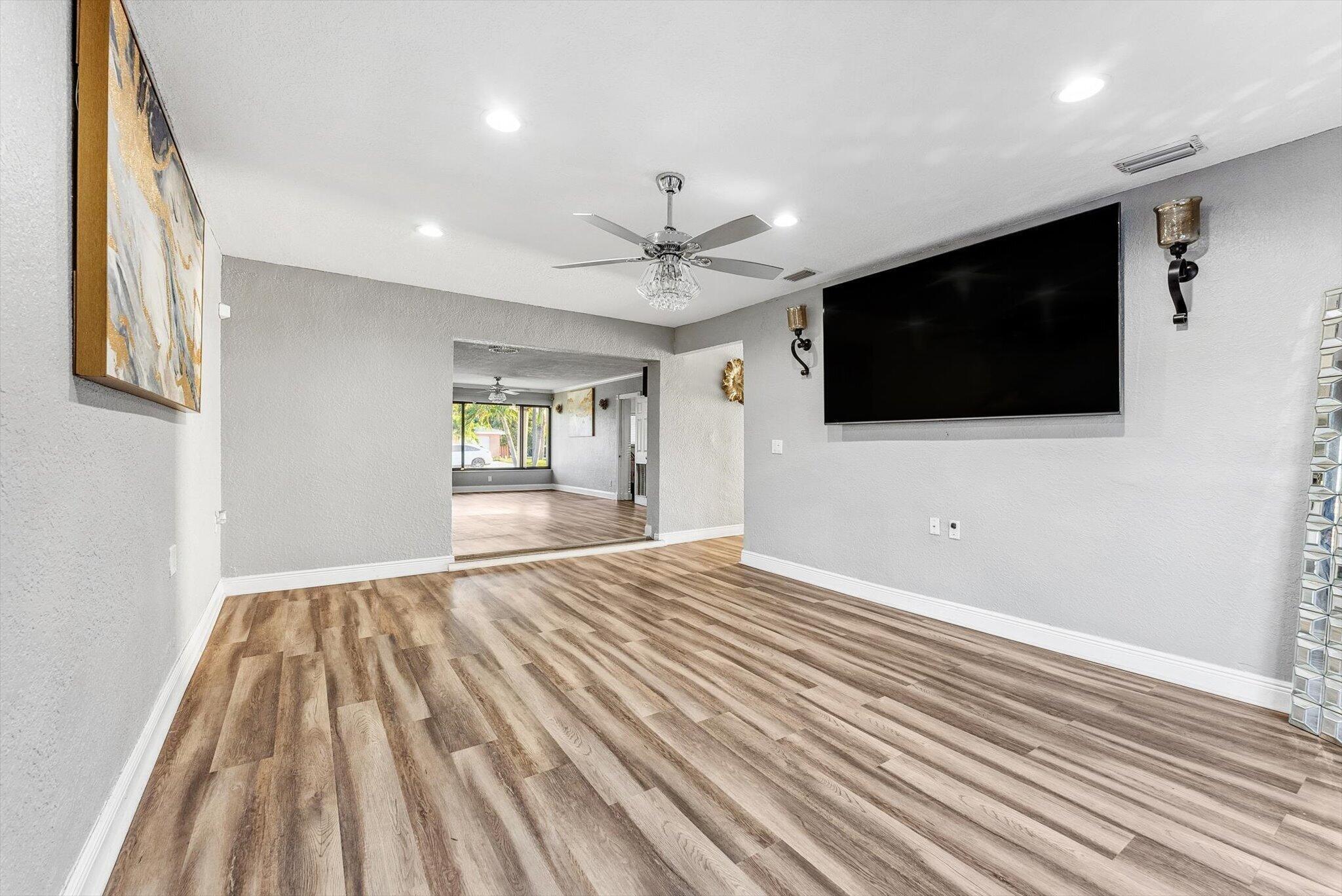 651 Foresteria Drive Property Photo 11