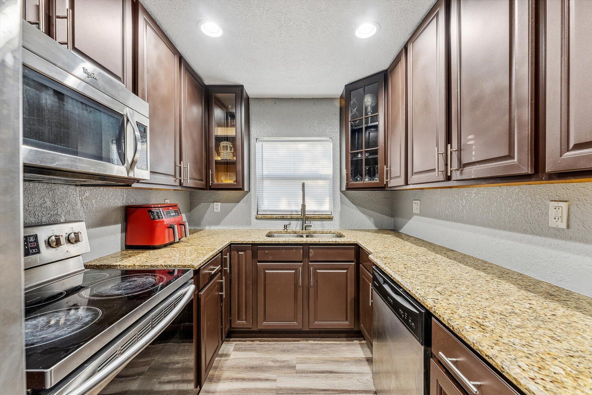 651 Foresteria Drive Property Photo 13