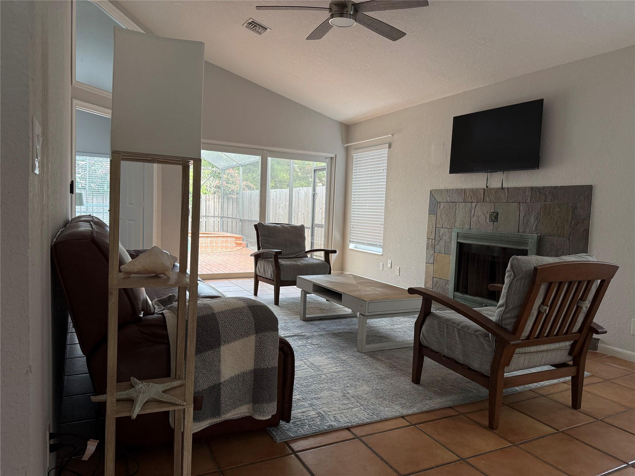 607 Sw 15th Street Property Photo 18