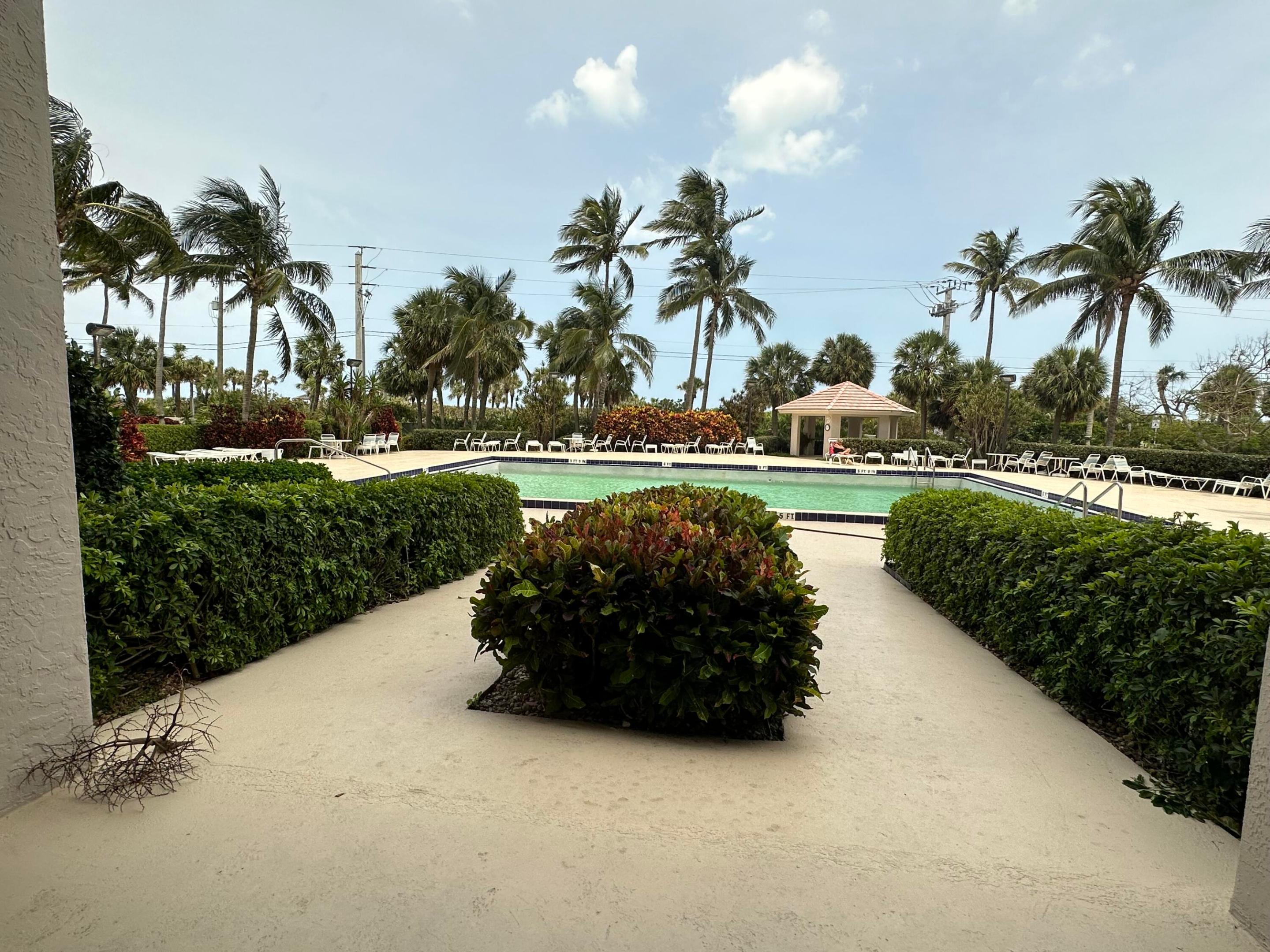 5047 N Highway A1a Ph-2 Property Photo 33