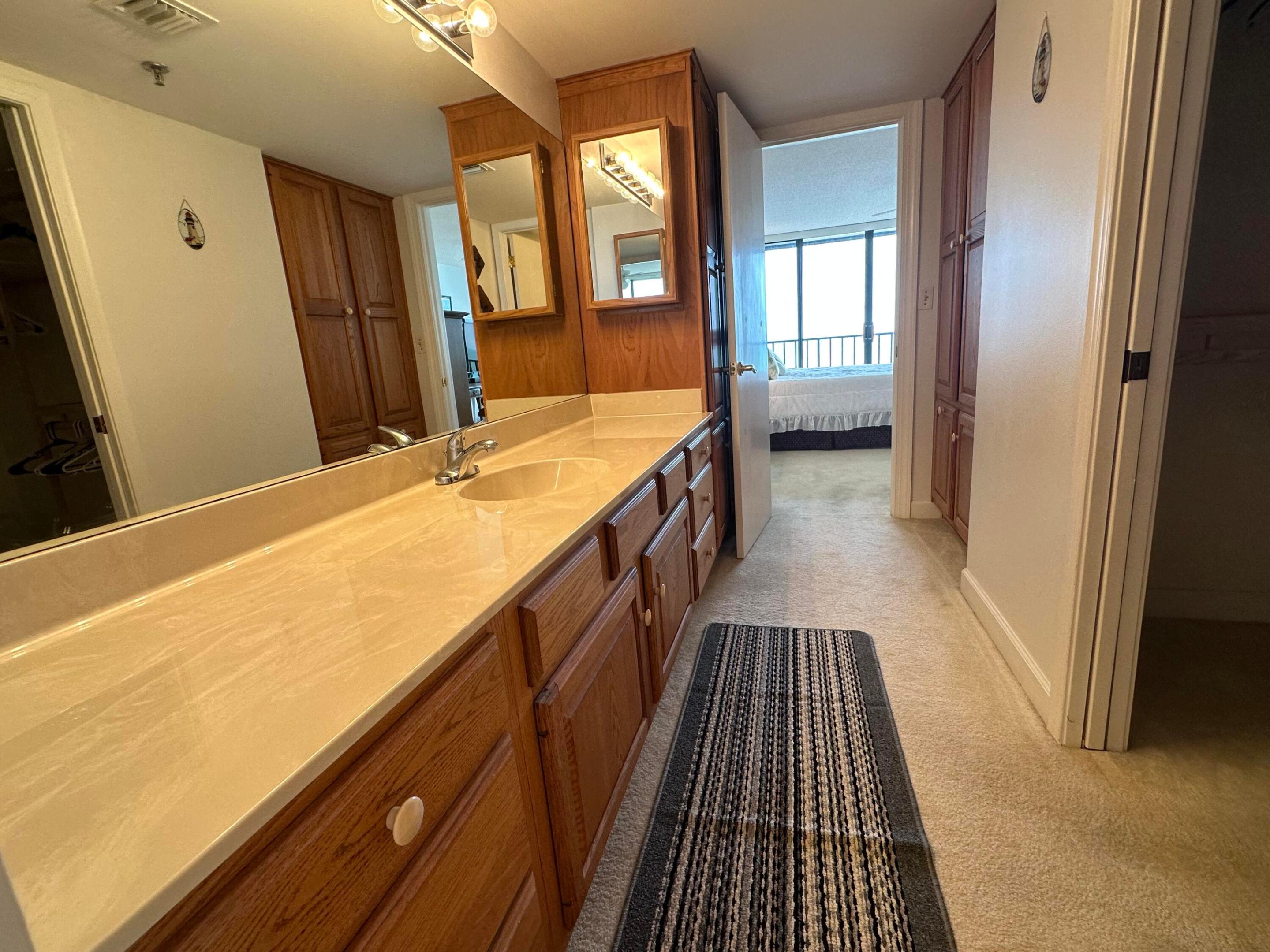 5047 N Highway A1a Ph-2 Property Photo 46