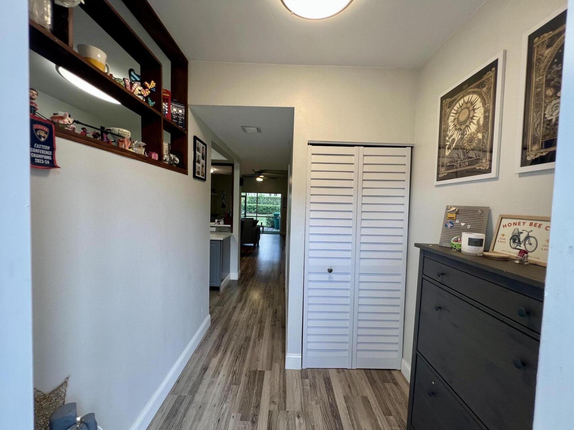7844 Dixie Beach Circle Property Photo 1