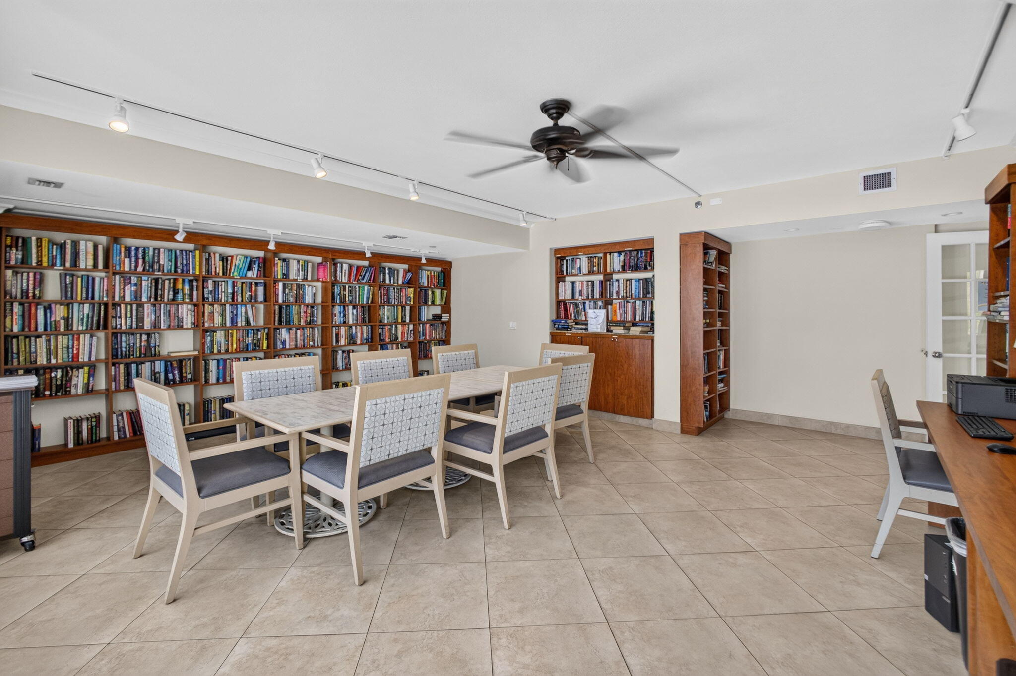 4100 N Ocean Drive 1904 Property Photo 54