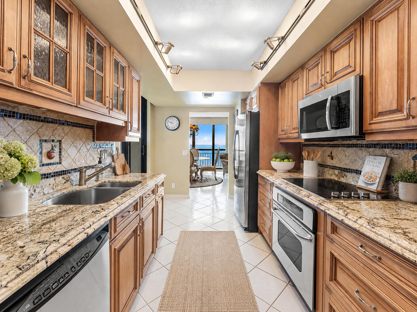 4050 N Ocean Avenue 401 Property Photo 10