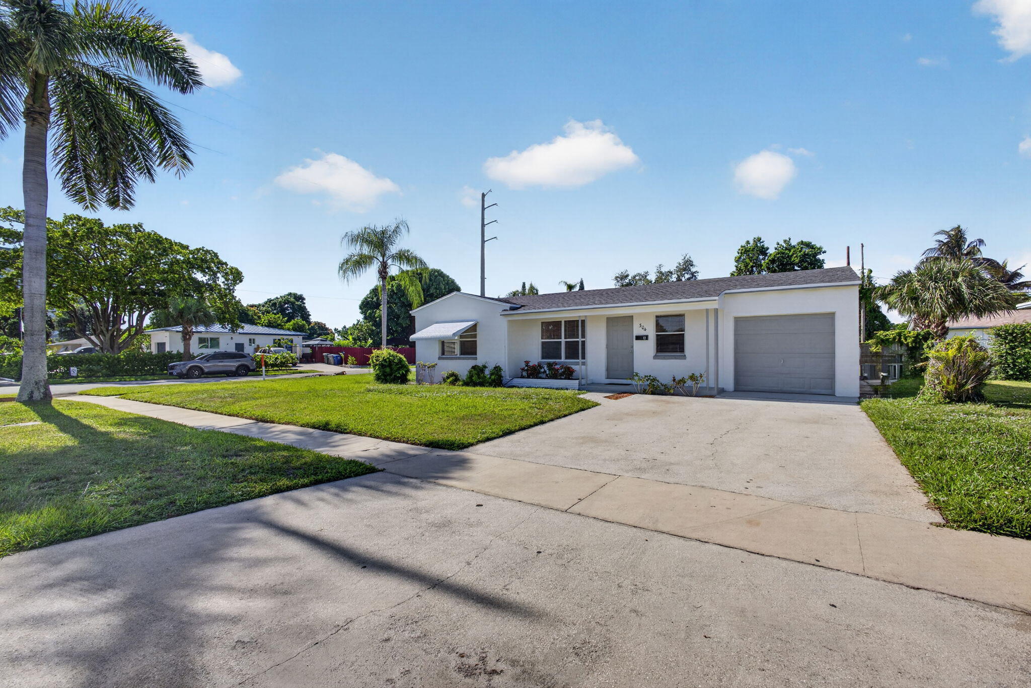 304 Cypress Drive Property Photo 1