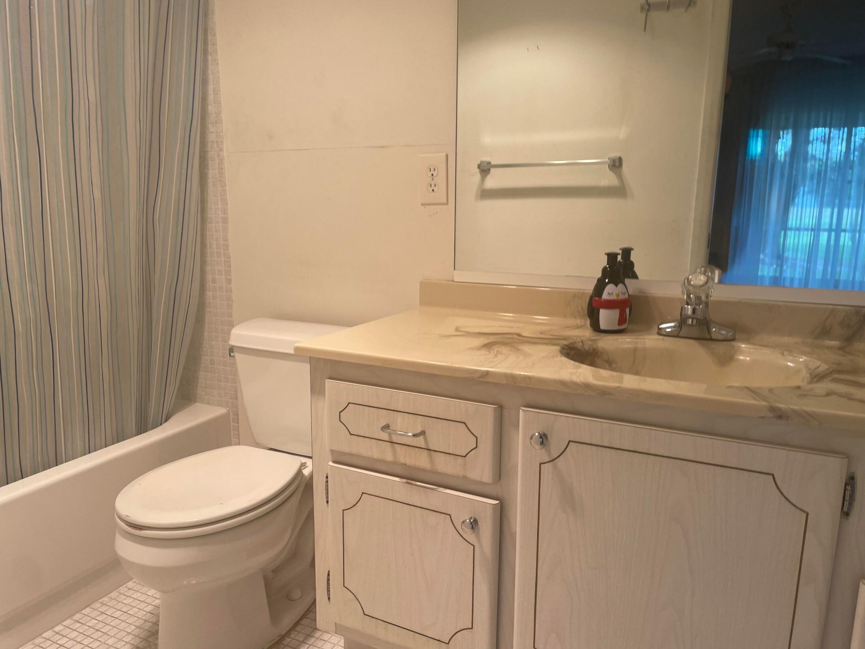 159 Keswick C Property Photo 19