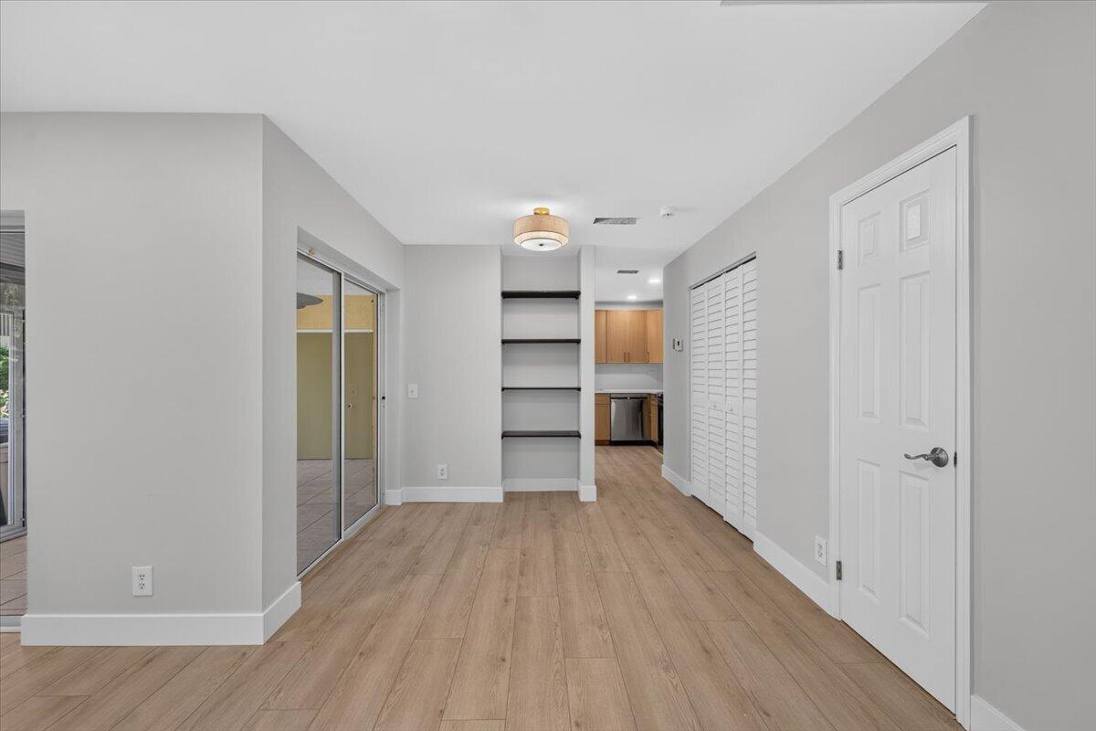 6611 Via Regina Property Photo 6