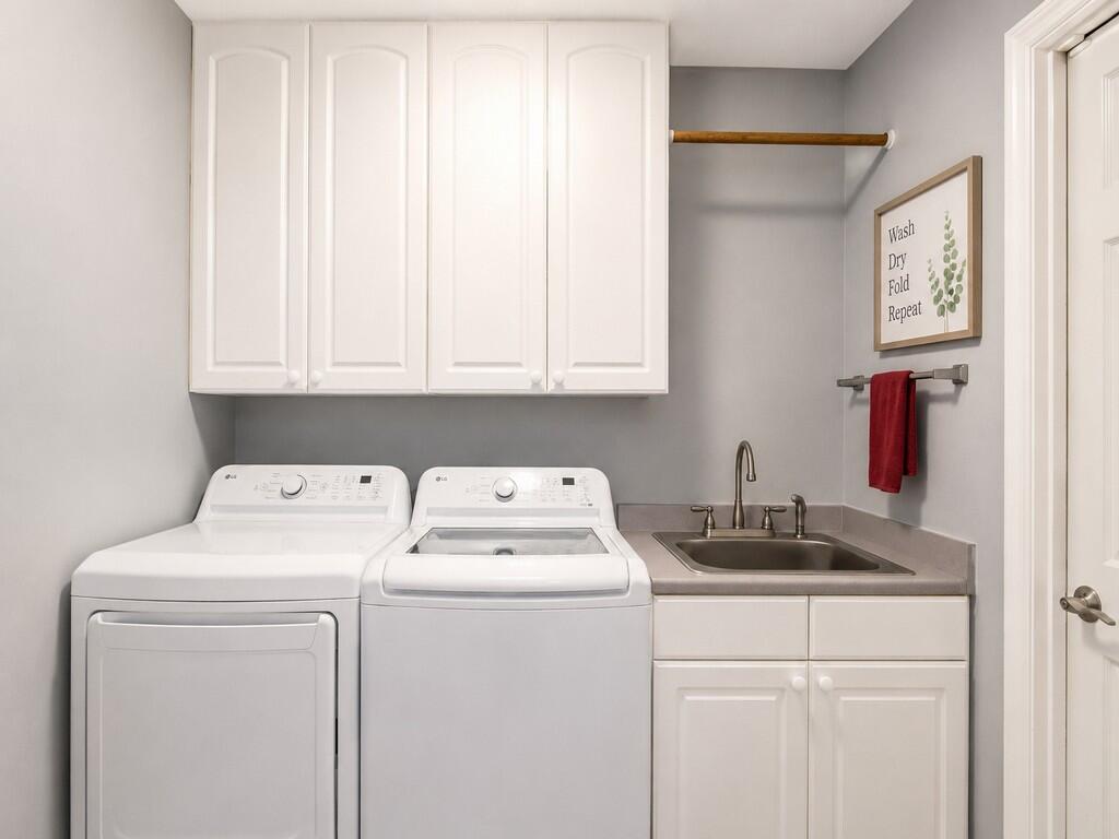 3555 3rd Place Sw Property Photo 13