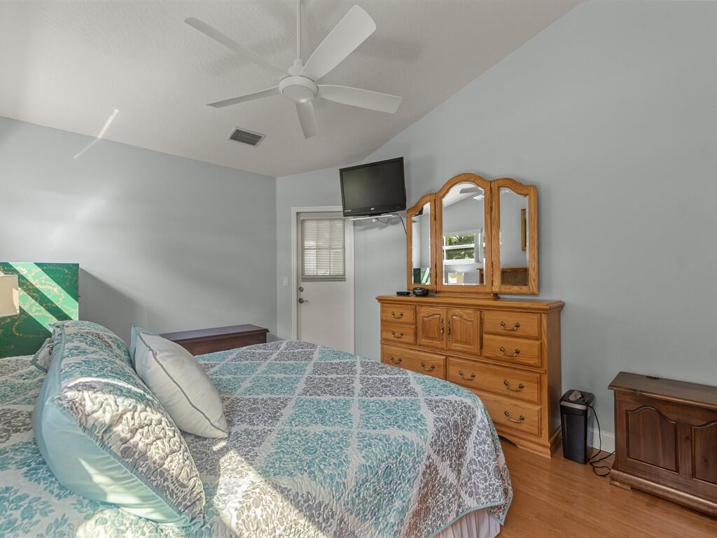 3555 3rd Place Sw Property Photo 19
