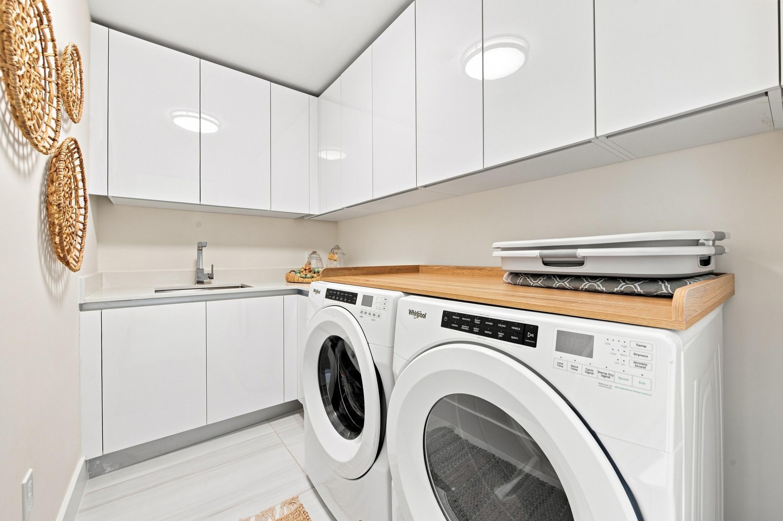 3100 N Ocean Drive P-ph4 Property Photo 38