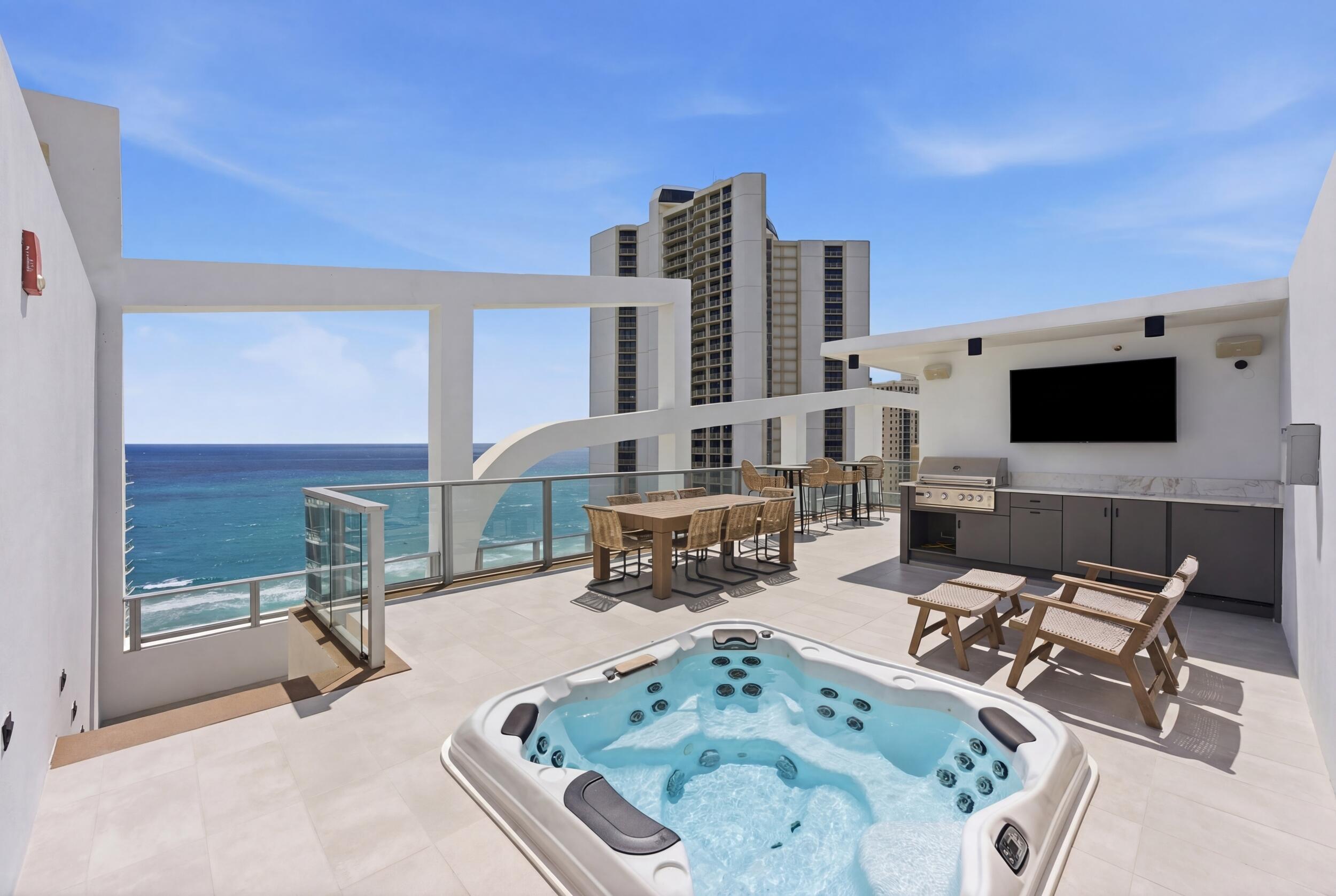 3100 N Ocean Drive P-ph4 Property Photo 42