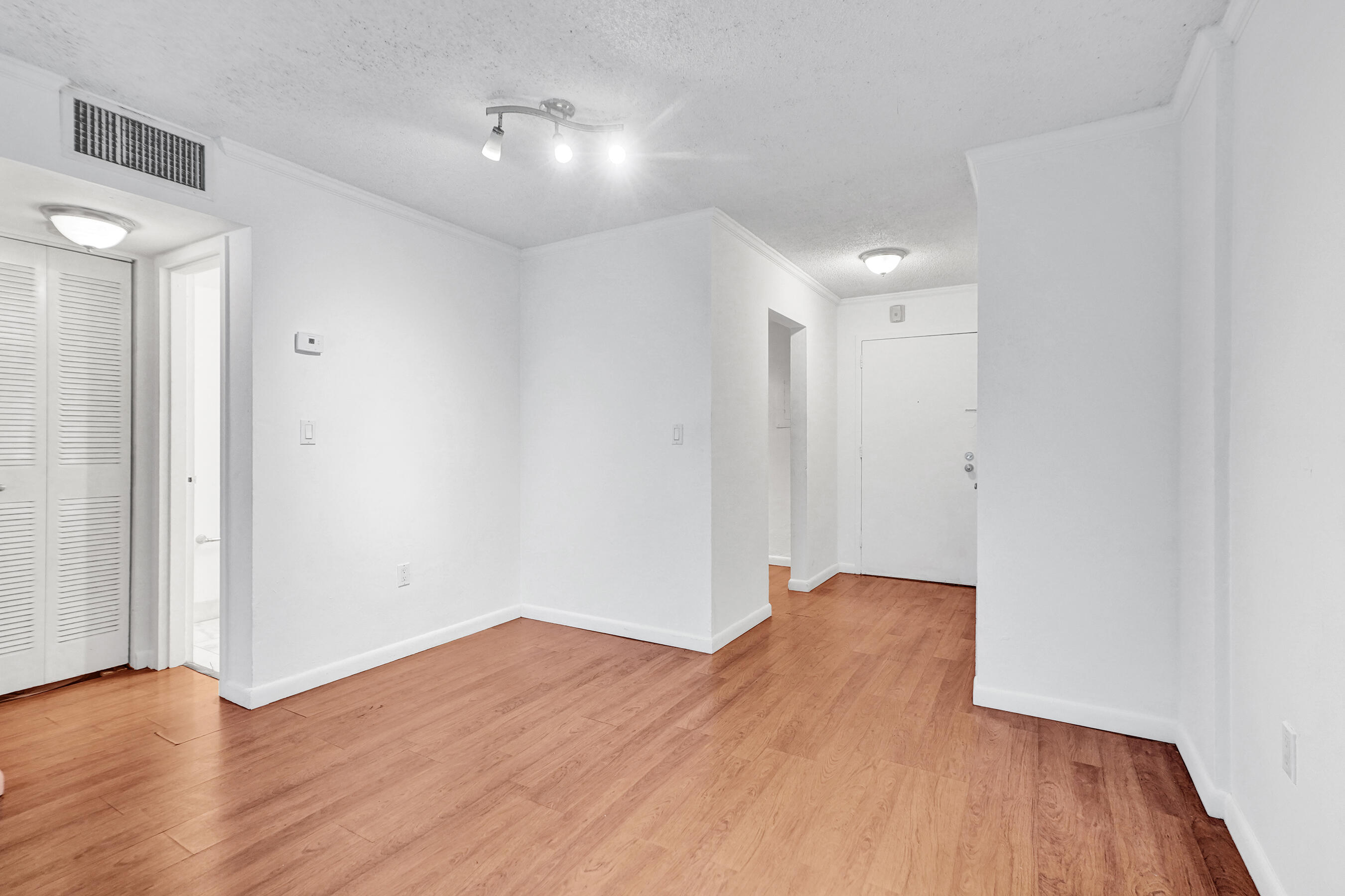 1805 Sans Souci Boulevard 421 Property Photo 4