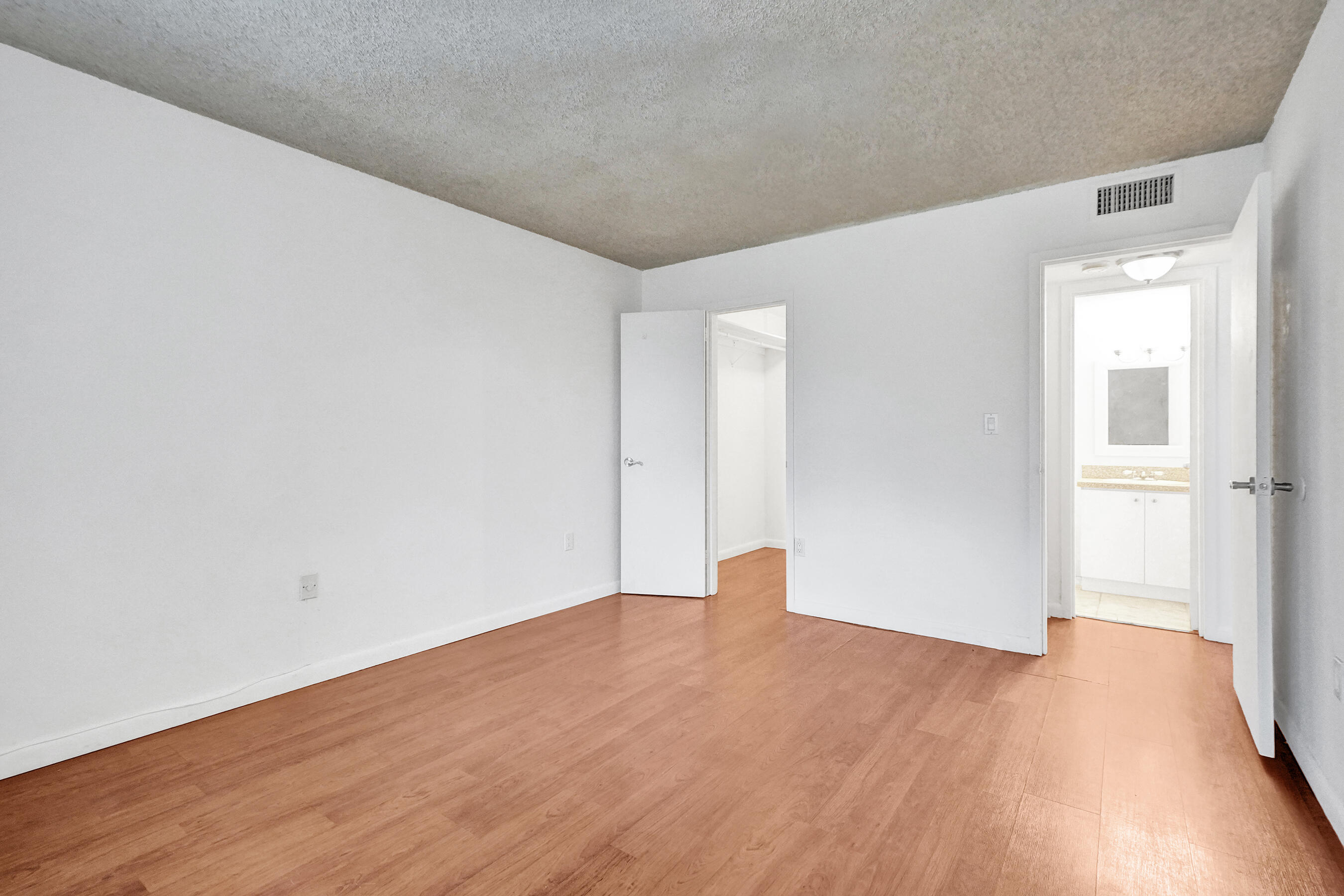 1805 Sans Souci Boulevard 421 Property Photo 14