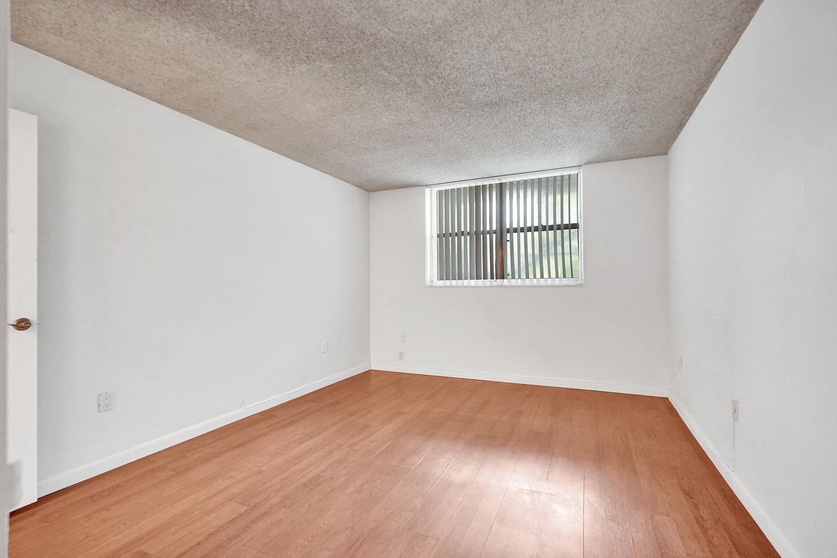 1805 Sans Souci Boulevard 421 Property Photo 17