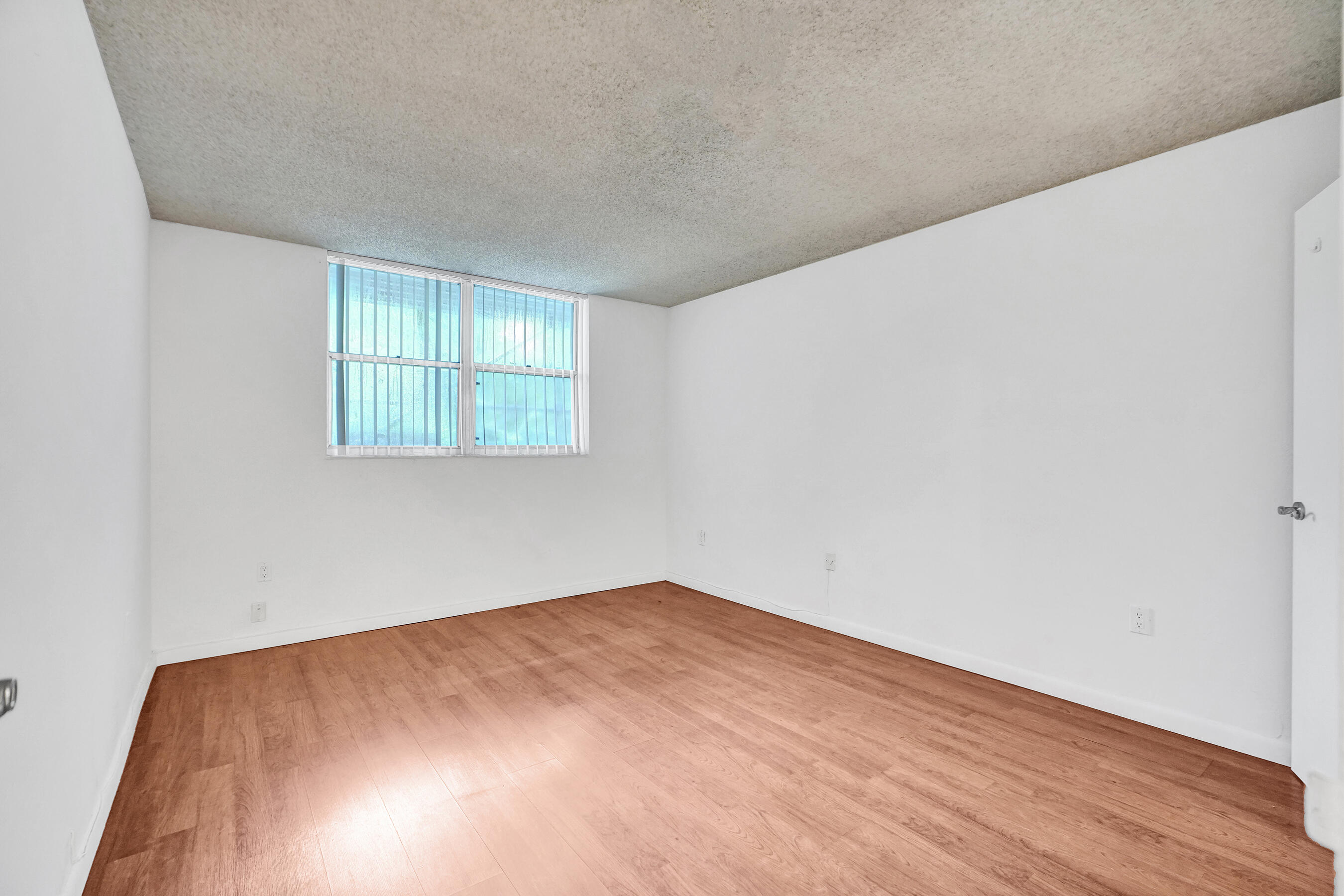 1805 Sans Souci Boulevard 421 Property Photo 19
