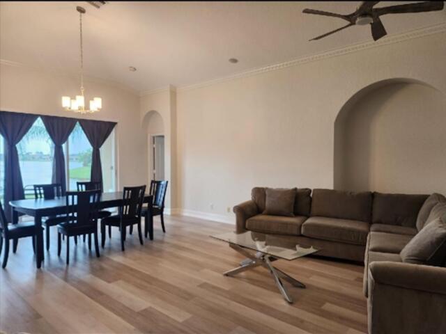 5912 Spanish River Road Property Photo 3