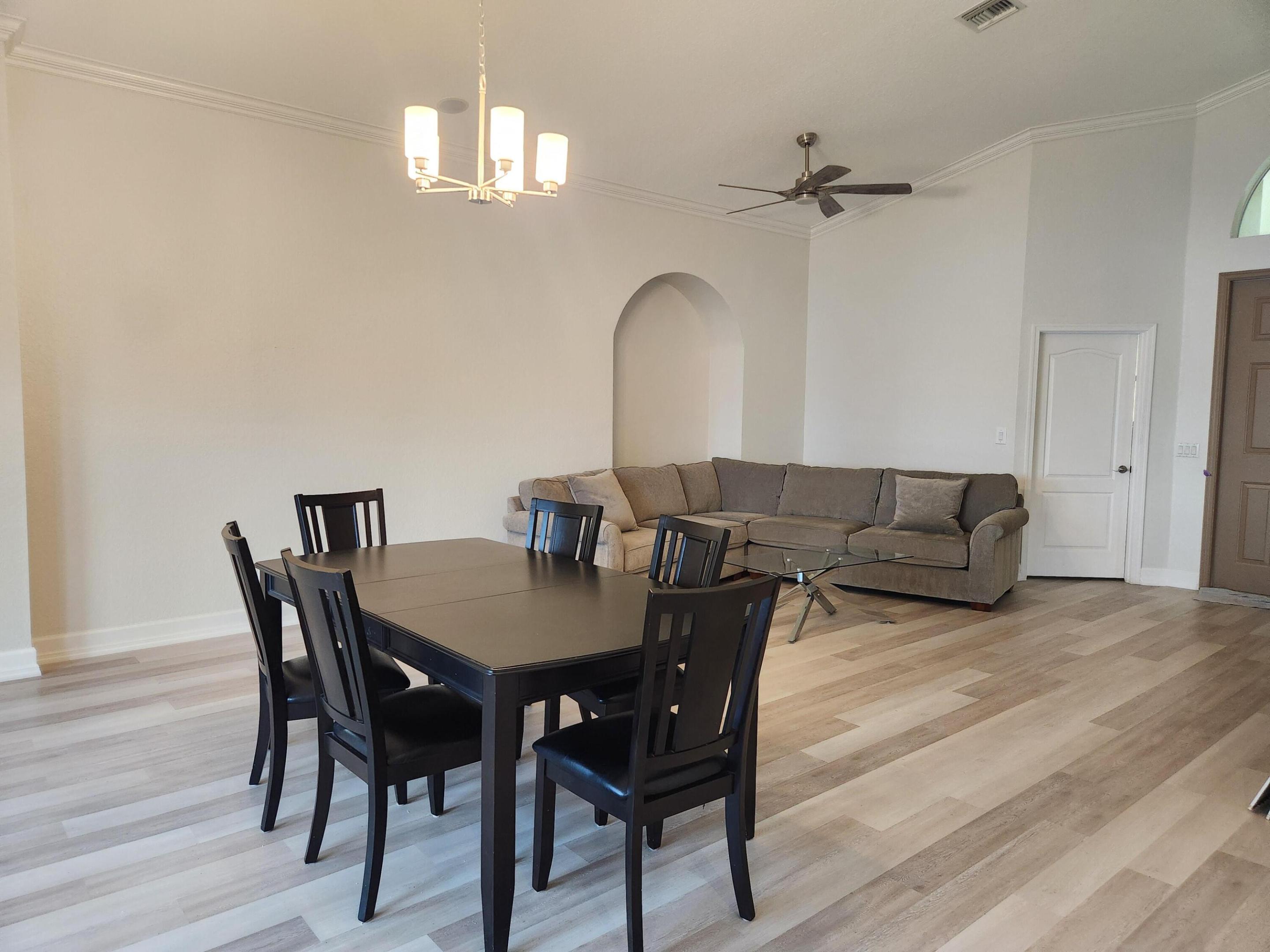 5912 Spanish River Road Property Photo 7