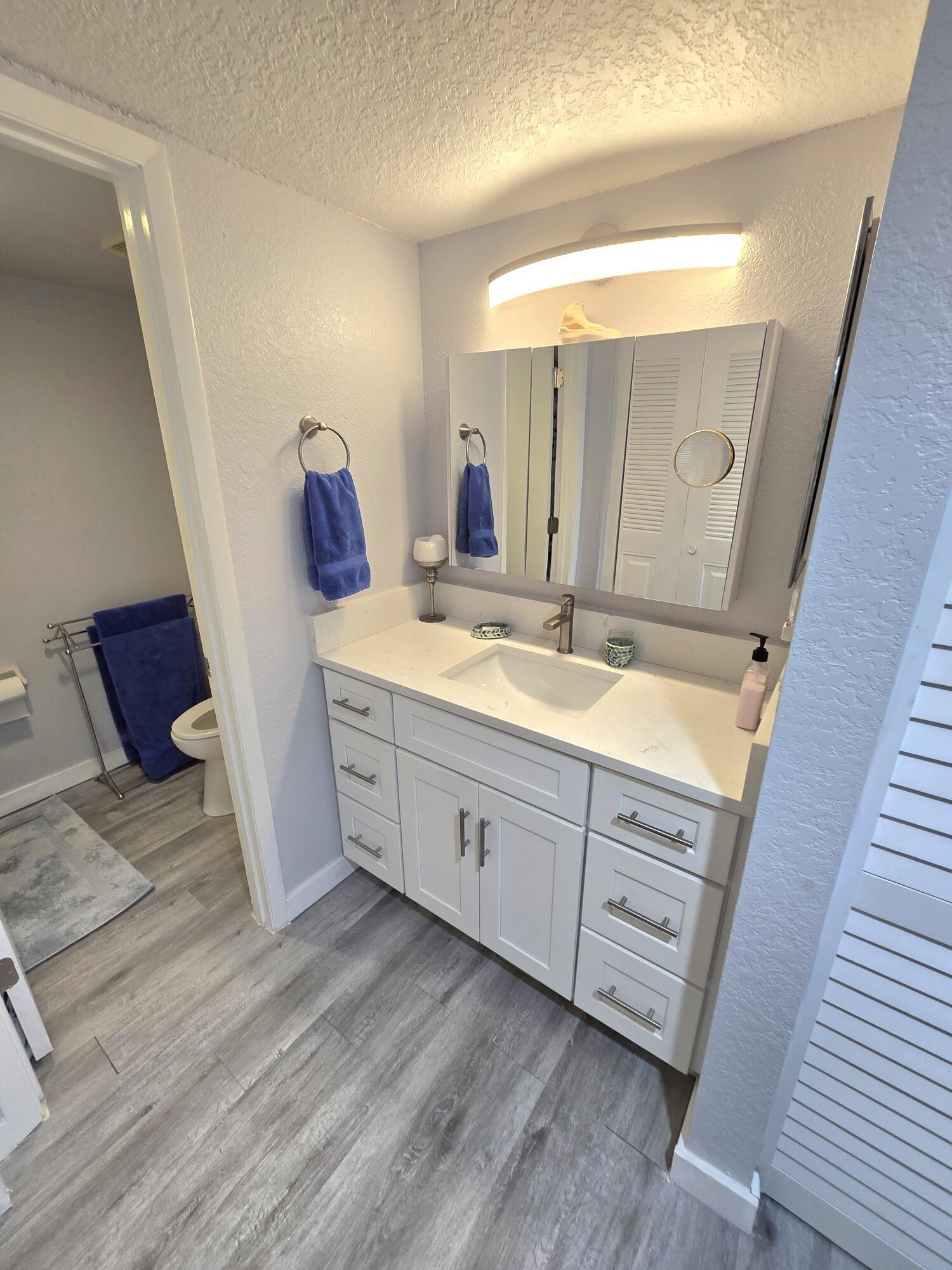 1503 Se Royal Green Circle 201 Property Photo 9