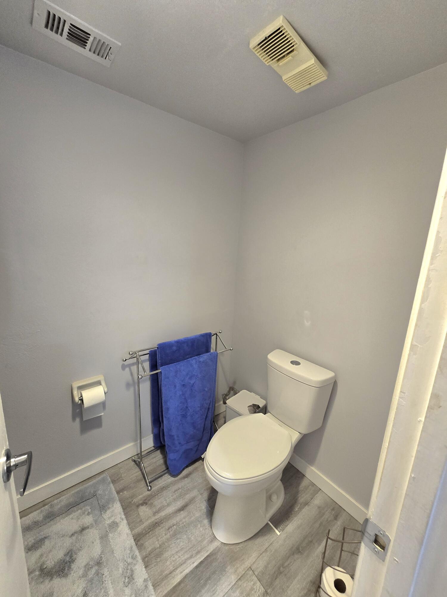 1503 Se Royal Green Circle 201 Property Photo 11