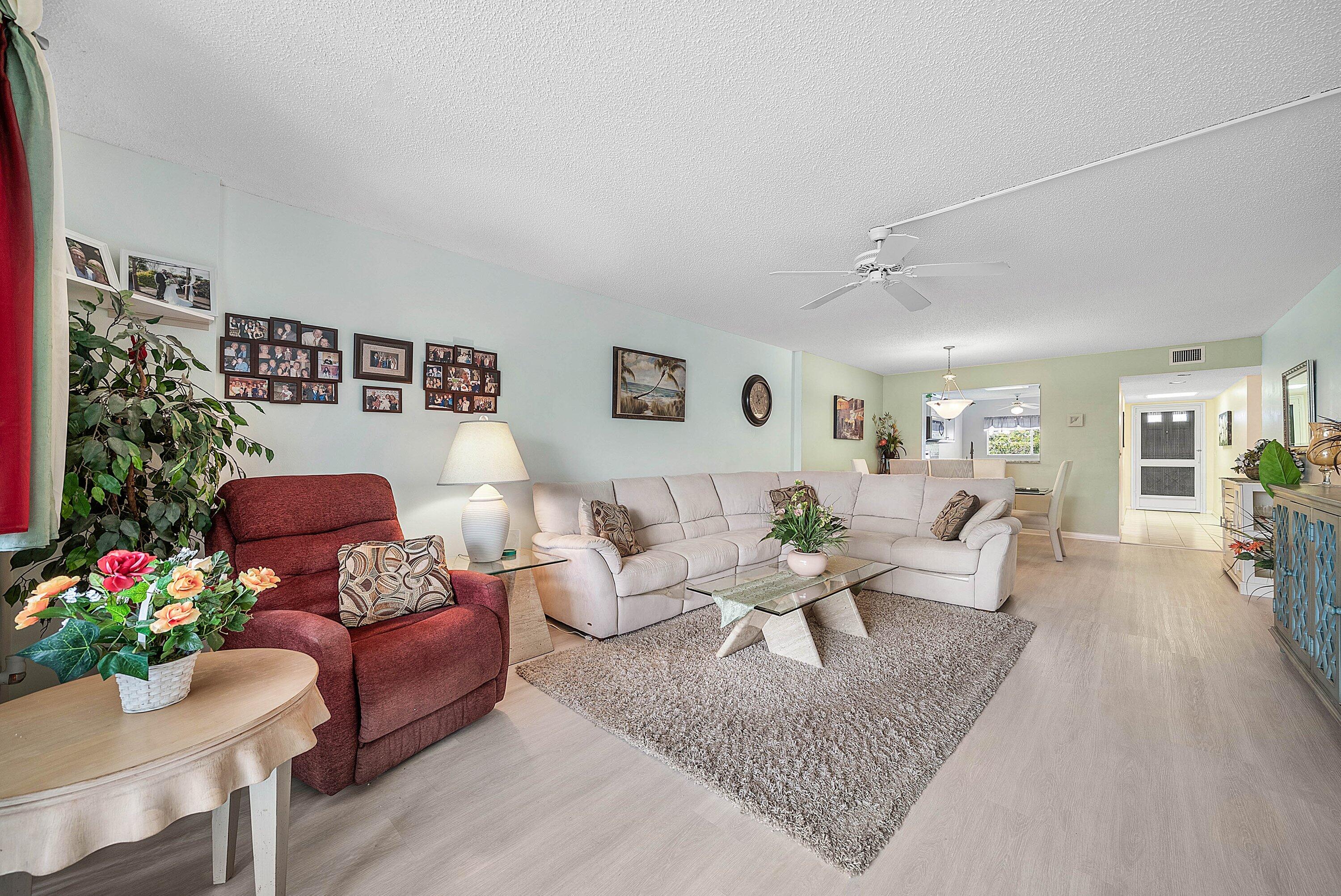 4735 Lucerne Lakes Boulevard E 402 Property Photo 11