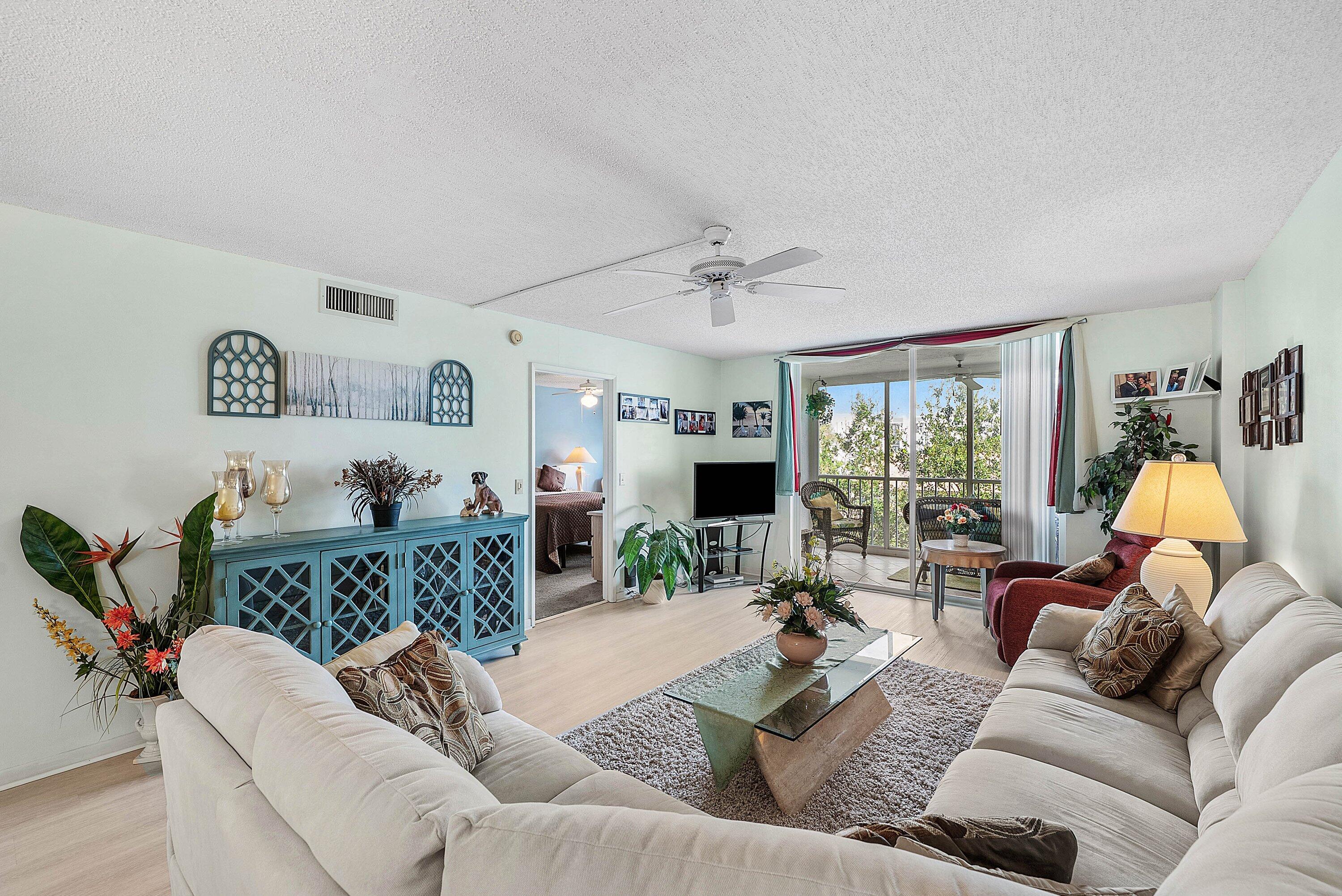 4735 Lucerne Lakes Boulevard E 402 Property Photo 13