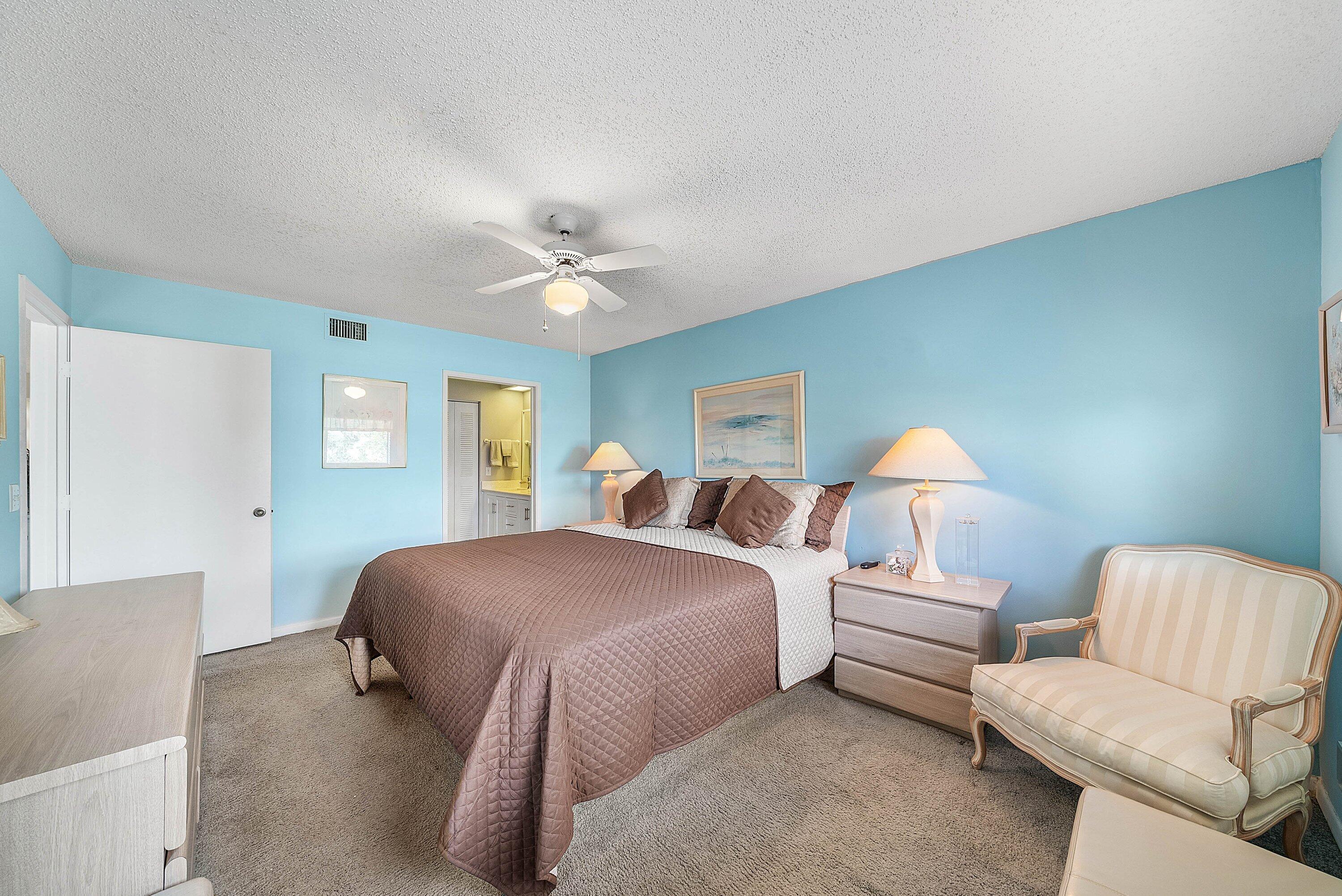 4735 Lucerne Lakes Boulevard E 402 Property Photo 15