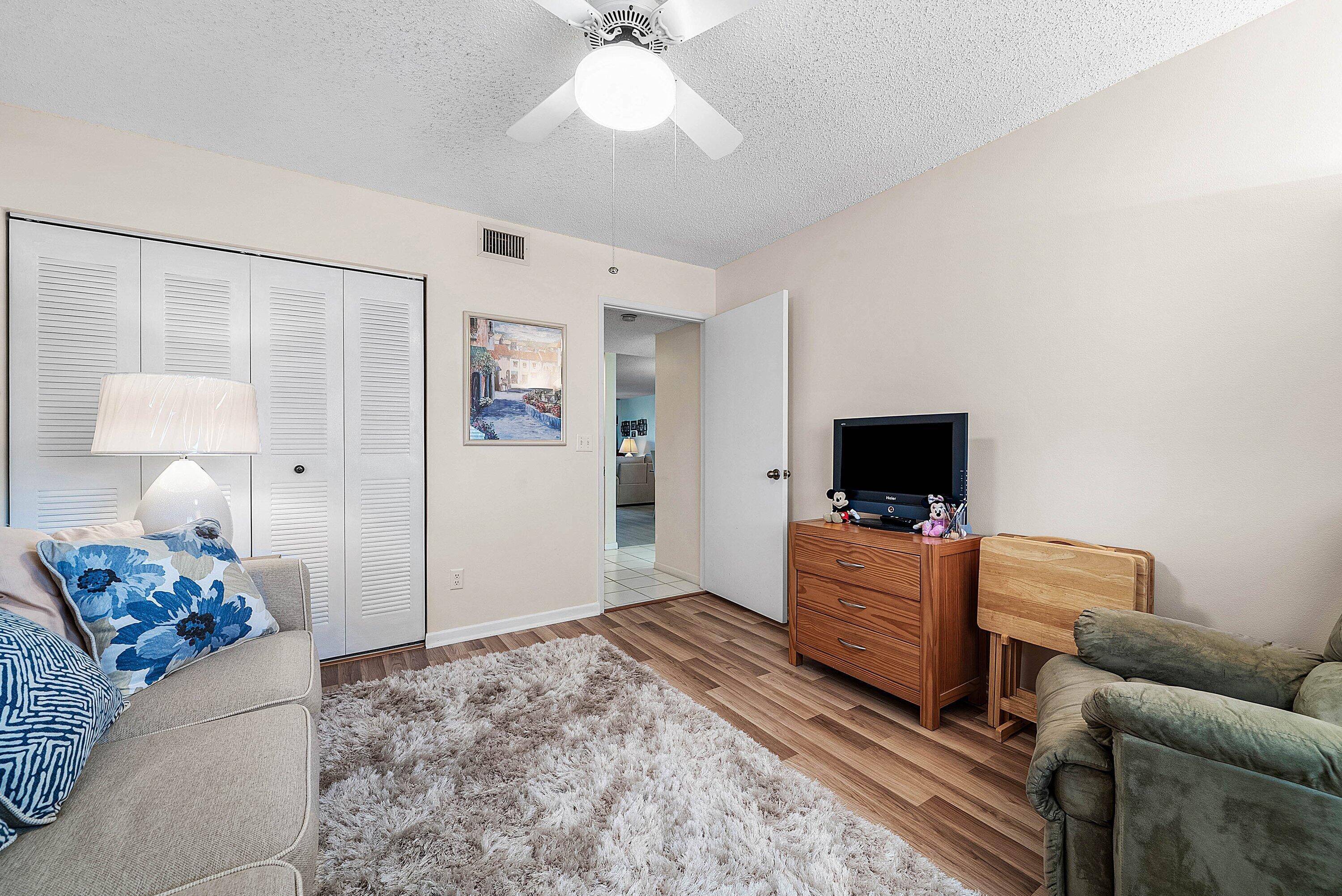 4735 Lucerne Lakes Boulevard E 402 Property Photo 21