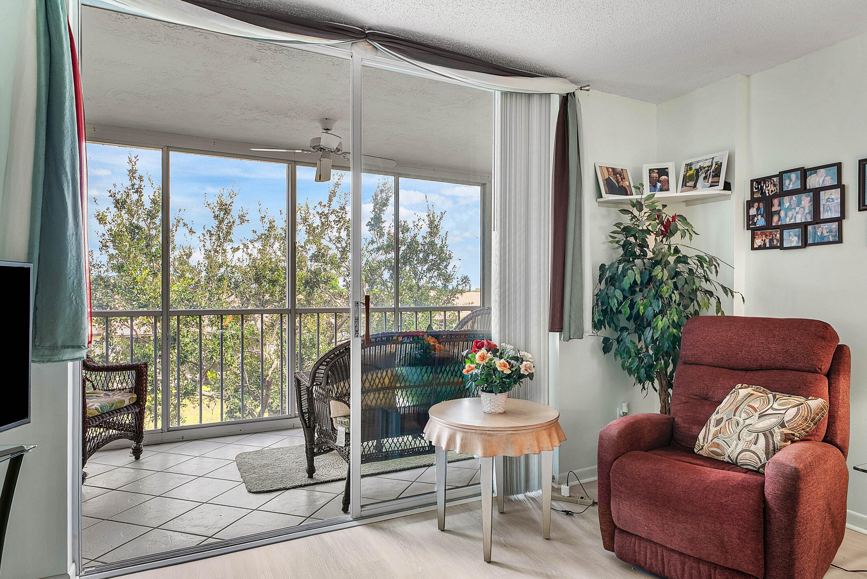 4735 Lucerne Lakes Boulevard E 402 Property Photo 24