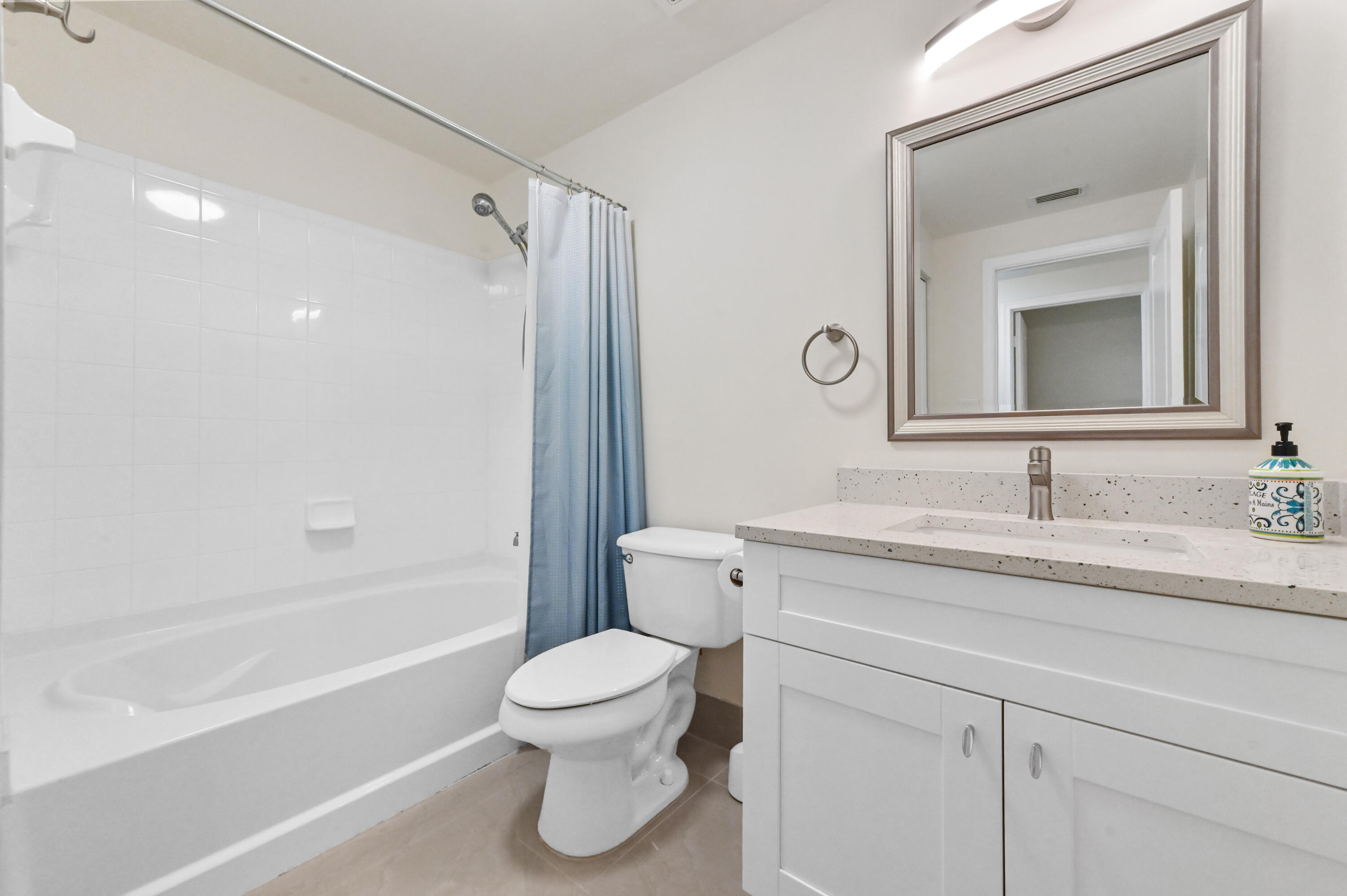6020 W Sample Road 204 Property Photo 18